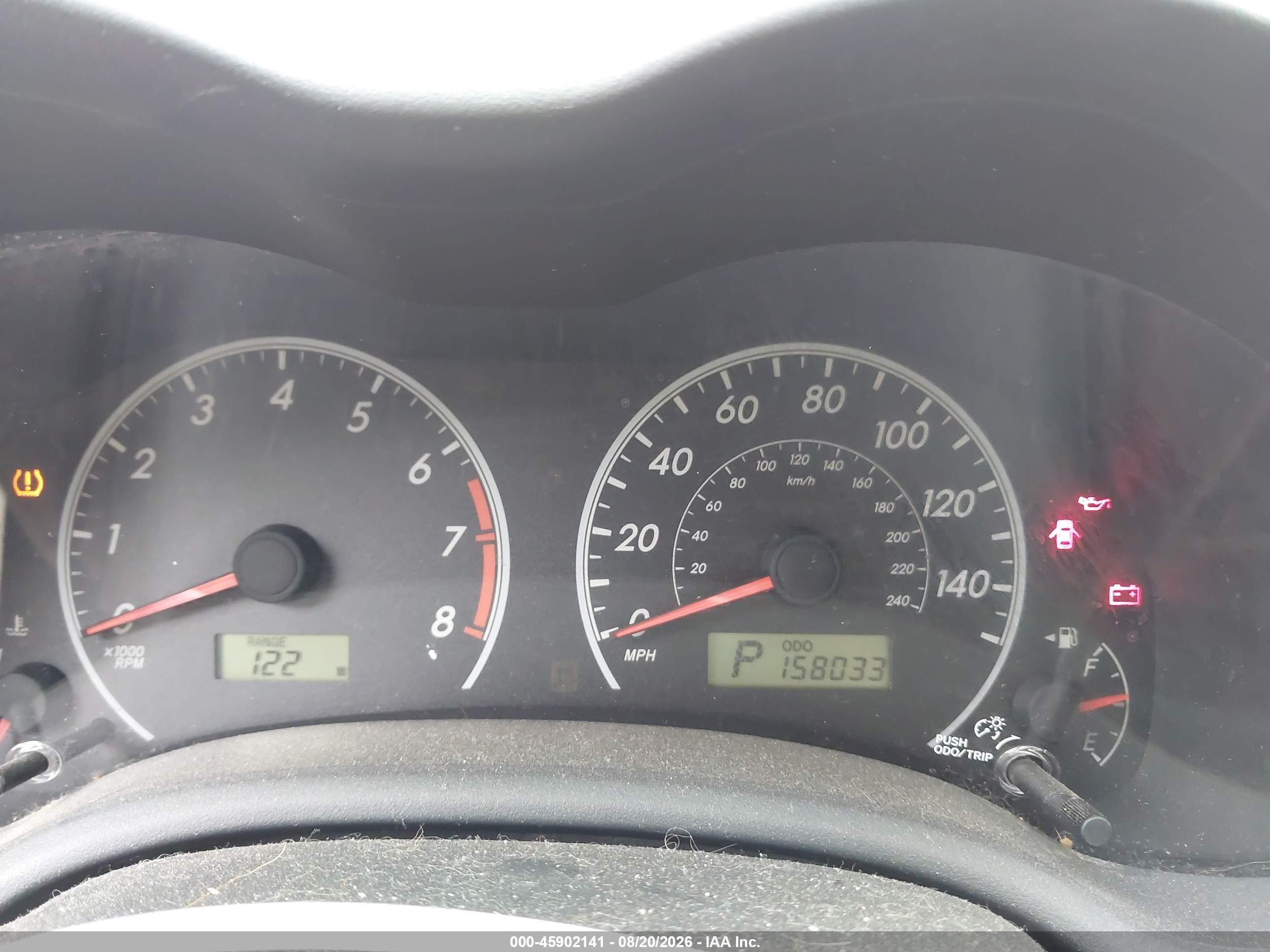 2011 Toyota Corolla Le Red vin: 2T1BU4EE1BC710185