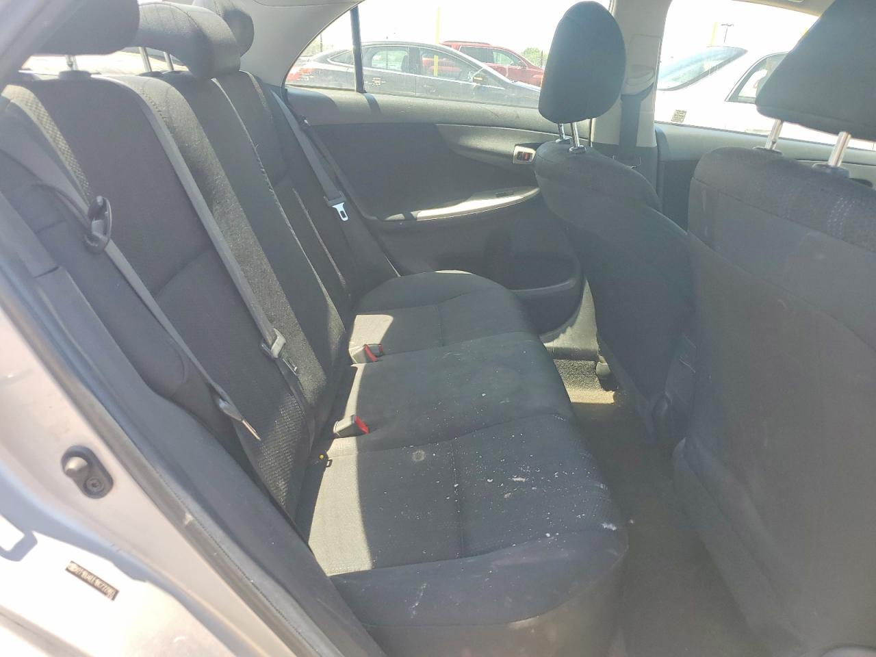 2011 Toyota Corolla S Серебряный vin: 2T1BU4EE1BC722983
