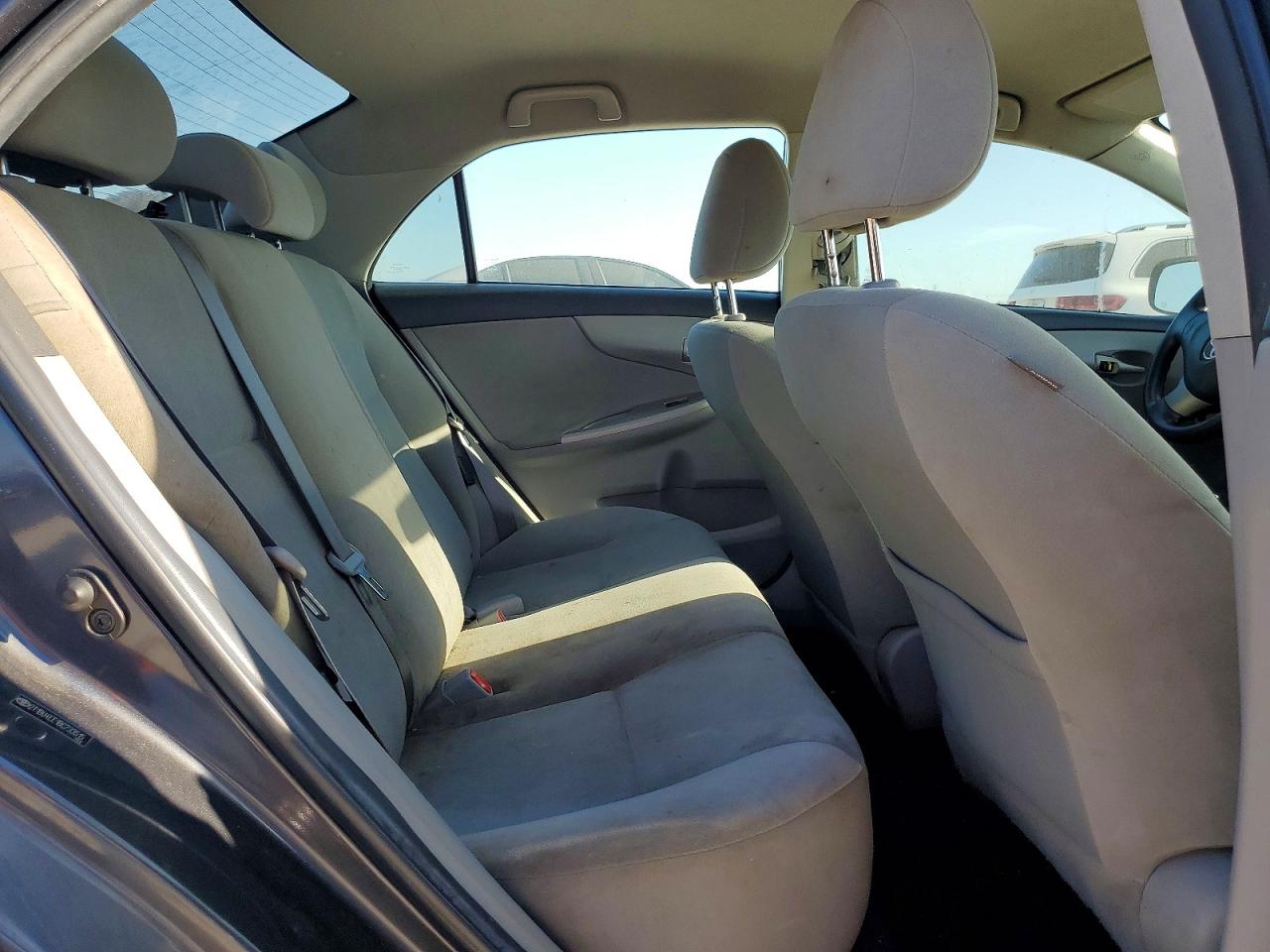2011 Toyota Corolla Le Gray vin: 2T1BU4EE1BC733515