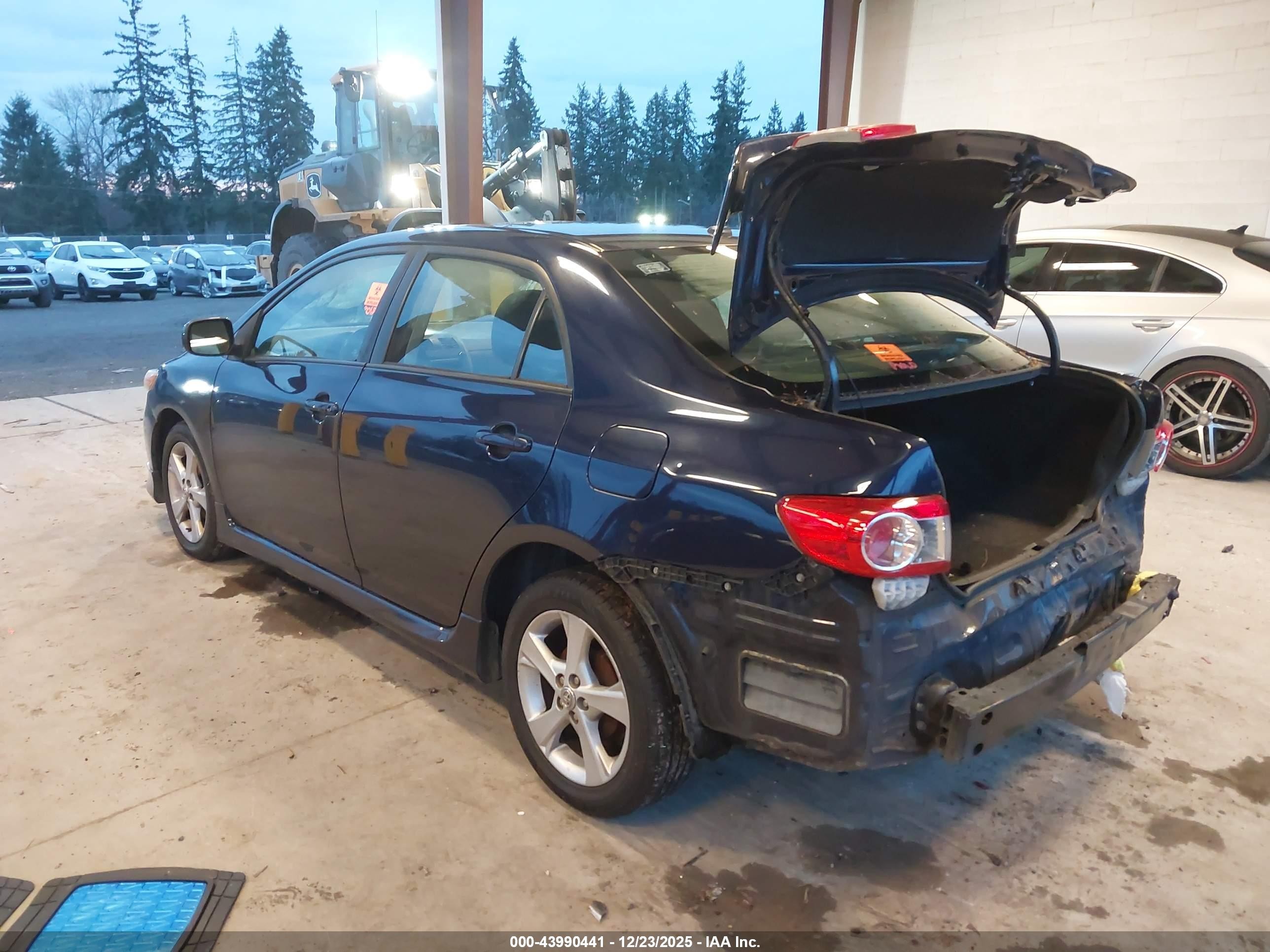 2011 Toyota Corolla S Blue vin: 2T1BU4EE1BC741453