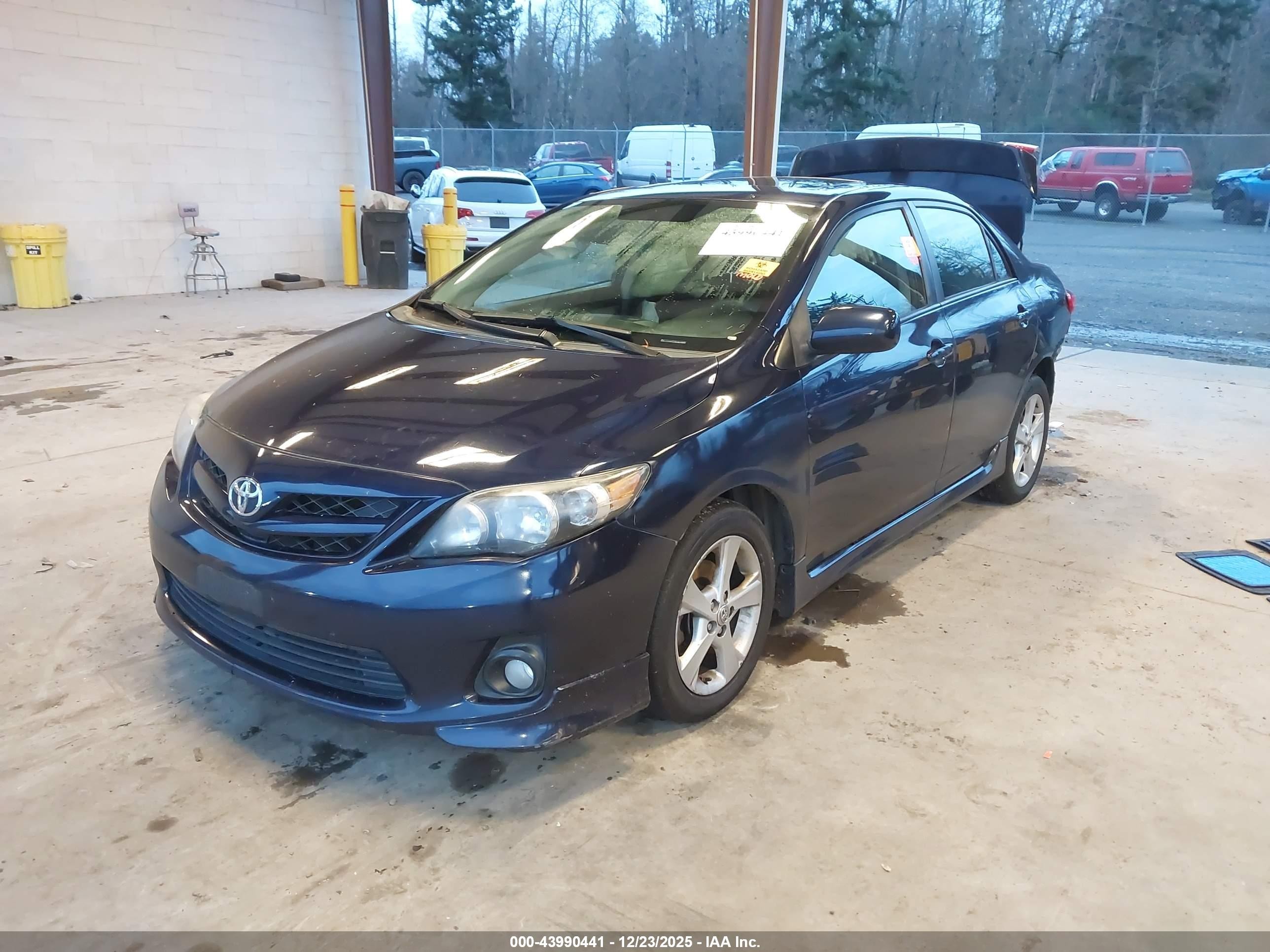 2011 Toyota Corolla S Blue vin: 2T1BU4EE1BC741453