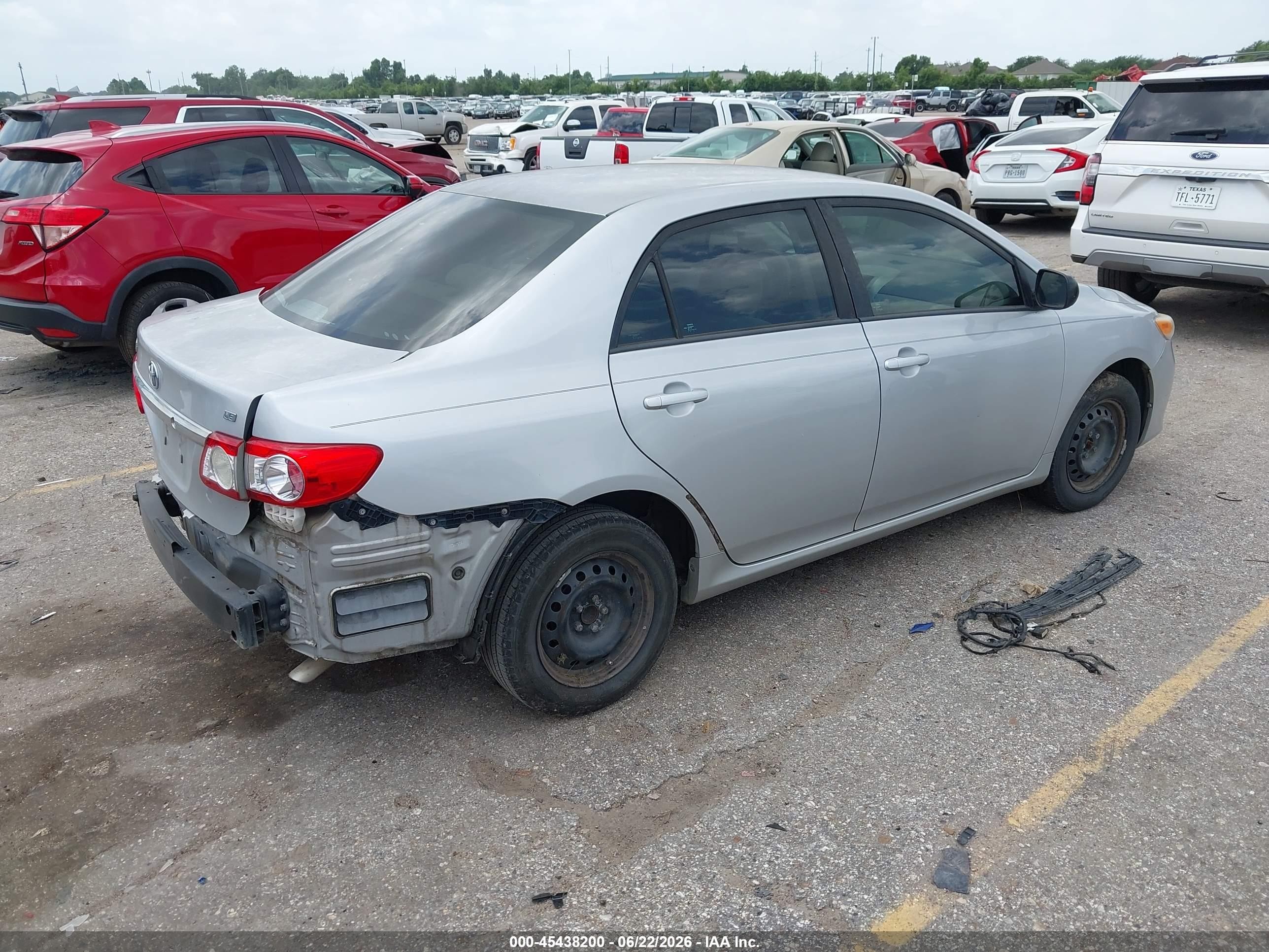 2011 Toyota Corolla Le Silver vin: 2T1BU4EE1BC747320