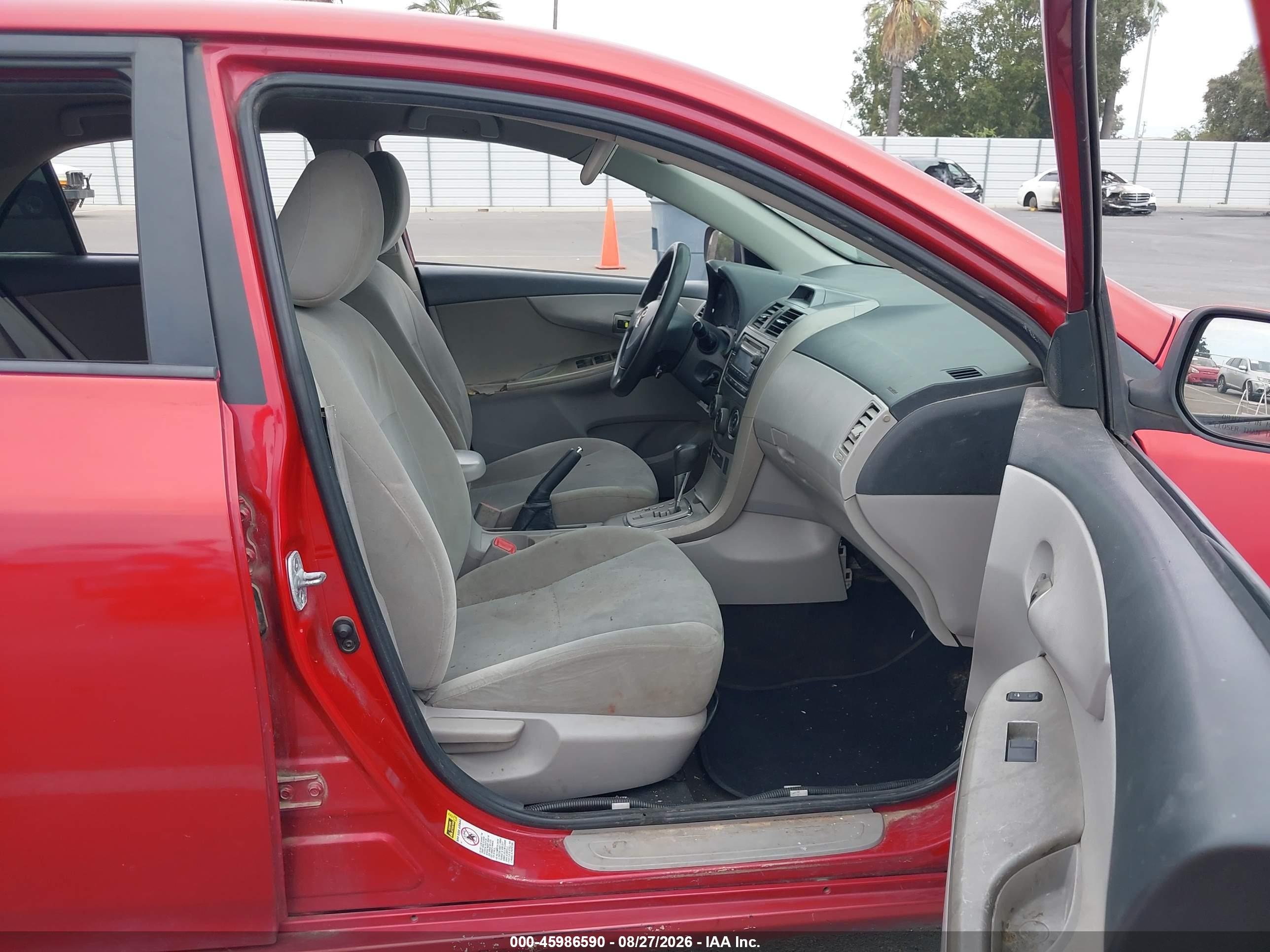 2012 Toyota Corolla Le Red vin: 2T1BU4EE1CC781906