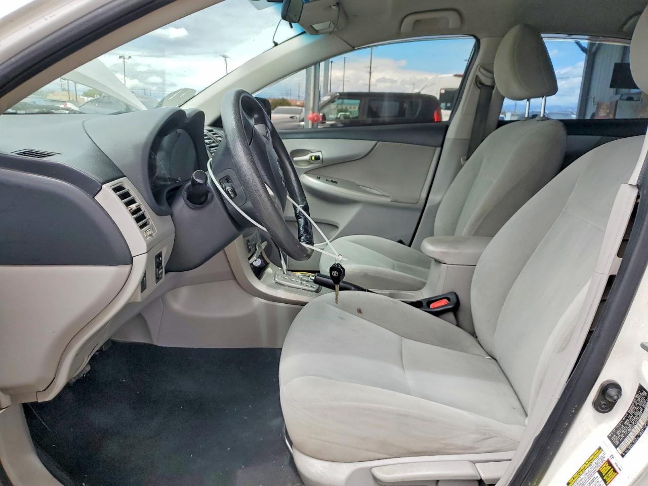 2012 Toyota Corolla Le White vin: 2T1BU4EE1CC792257