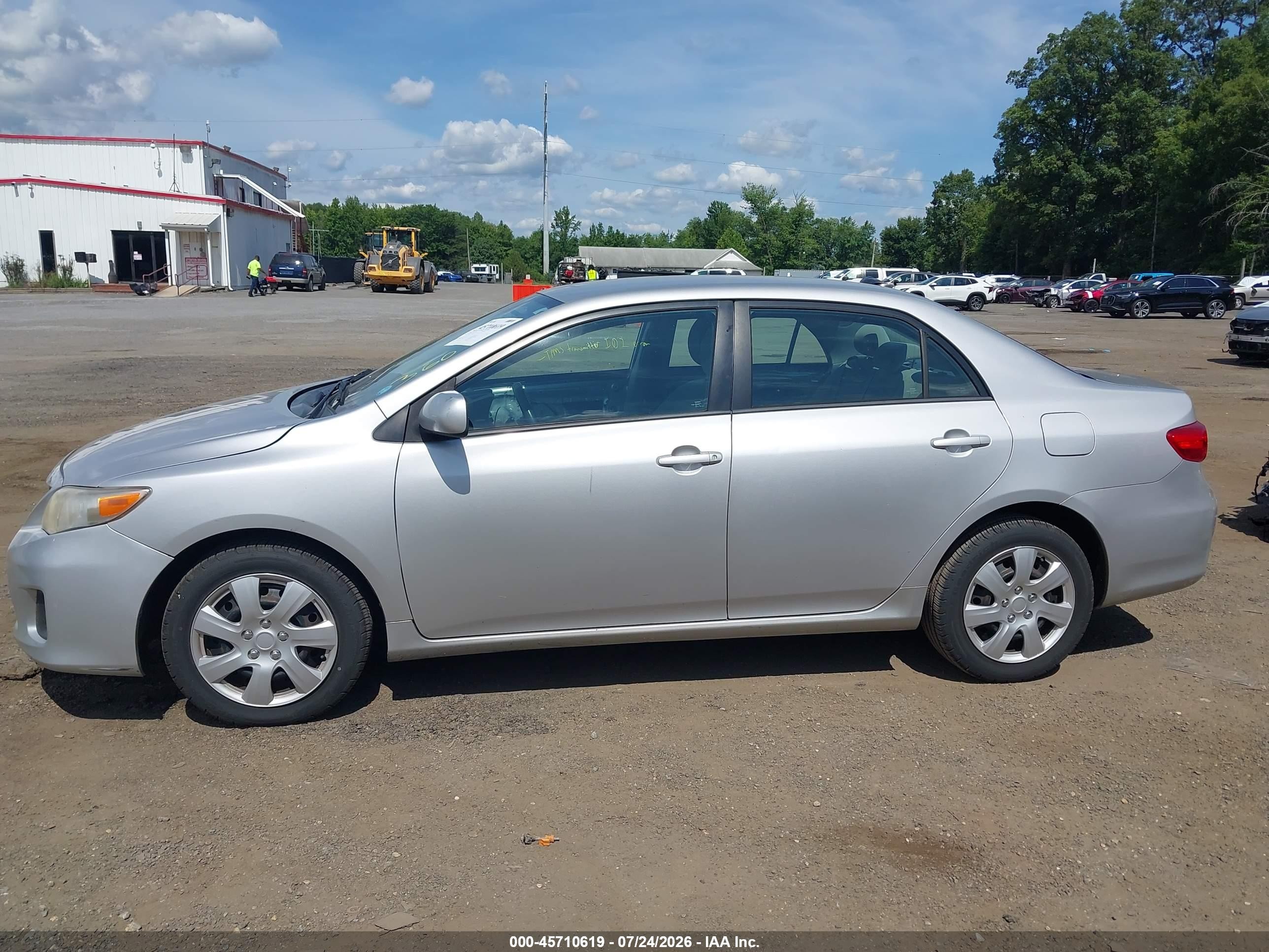2012 Toyota Corolla Le Silver vin: 2T1BU4EE1CC796549