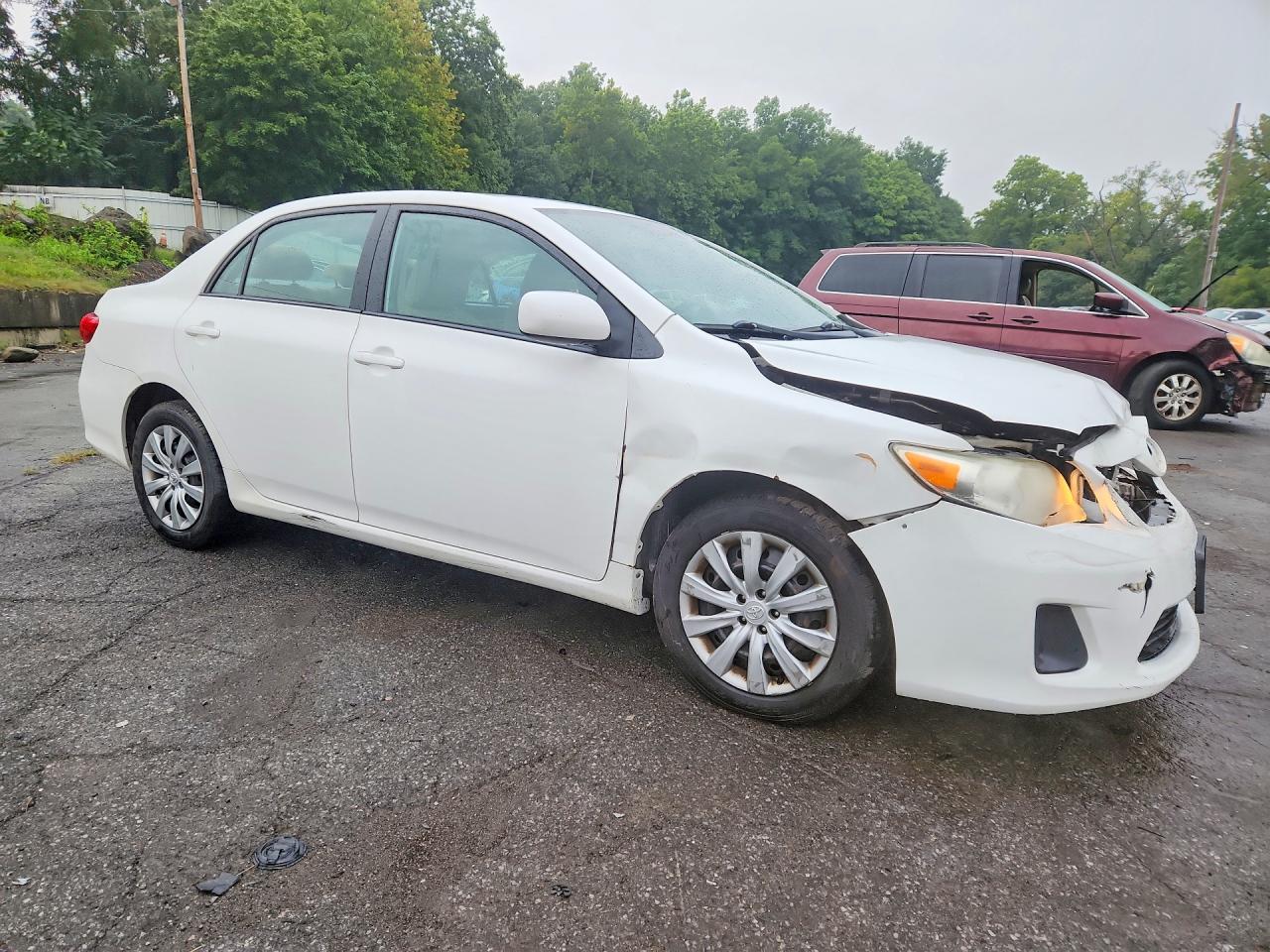 2012 Toyota Corolla Le White vin: 2T1BU4EE1CC847578
