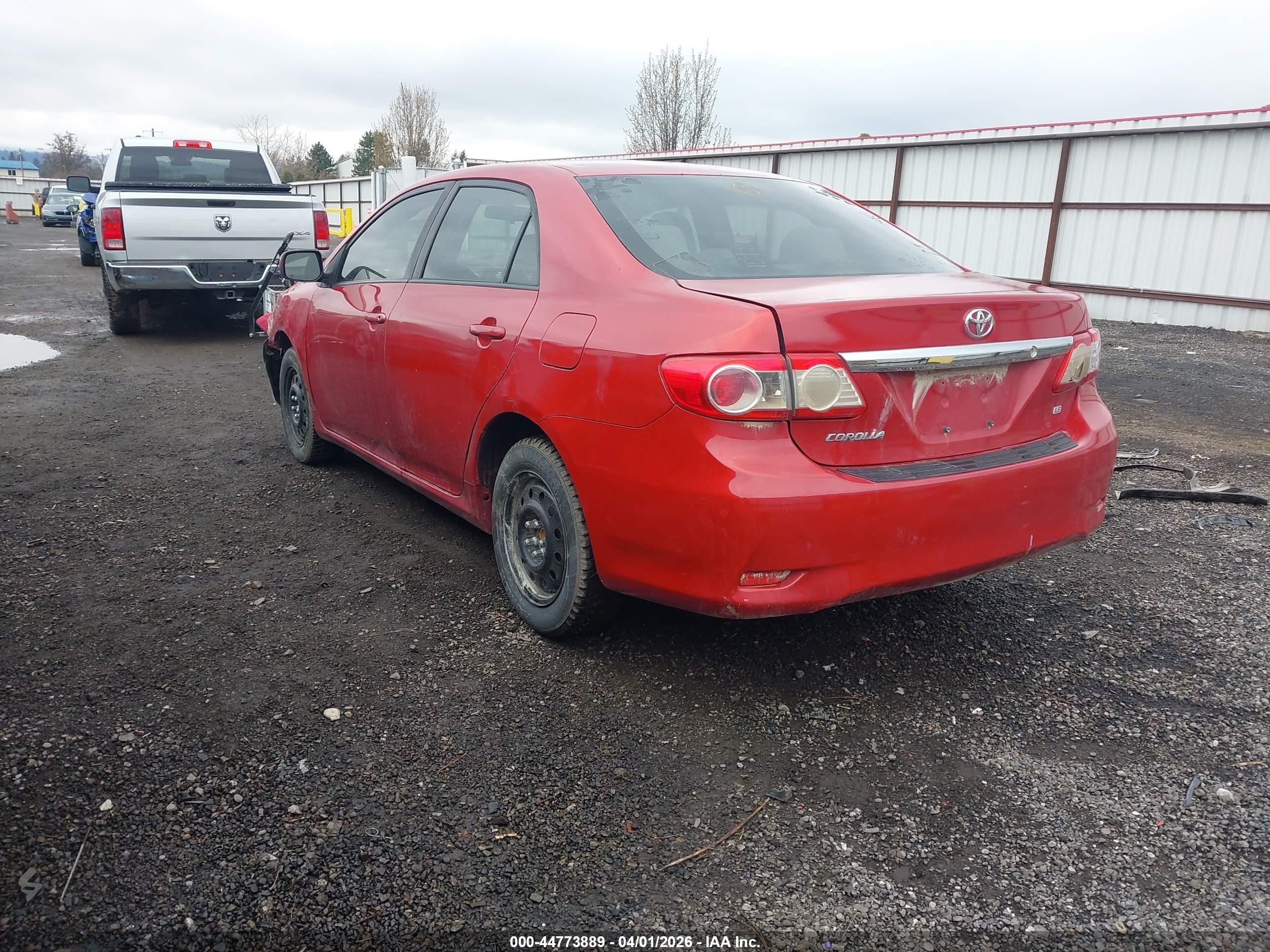 2012 Toyota Corolla Le Red vin: 2T1BU4EE1CC849671