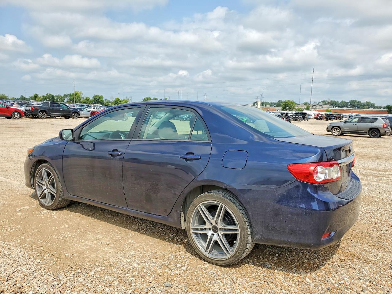 2012 Toyota Corolla Le Blue vin: 2T1BU4EE1CC885232