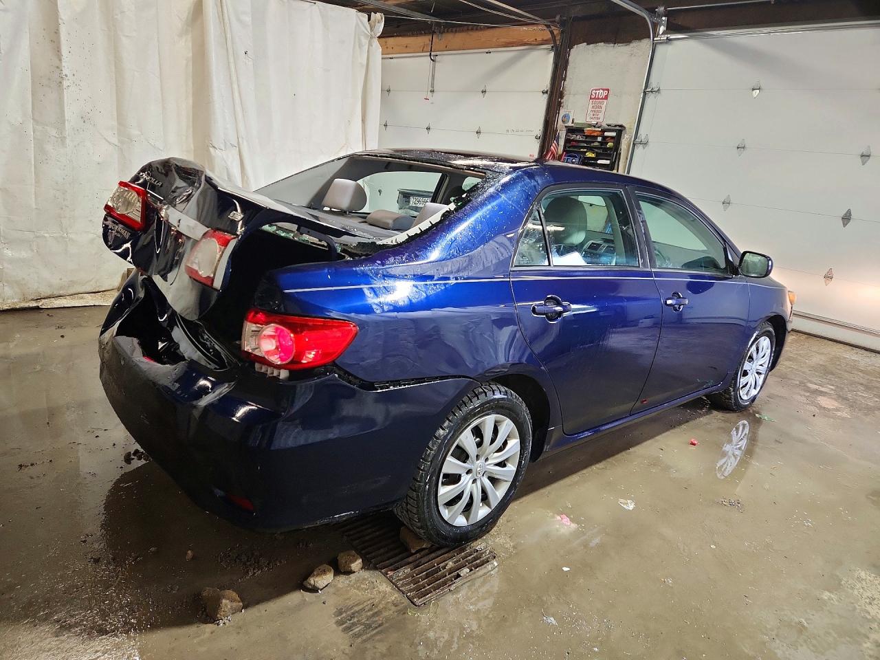 2012 Toyota Corolla Le Blue vin: 2T1BU4EE1CC886283