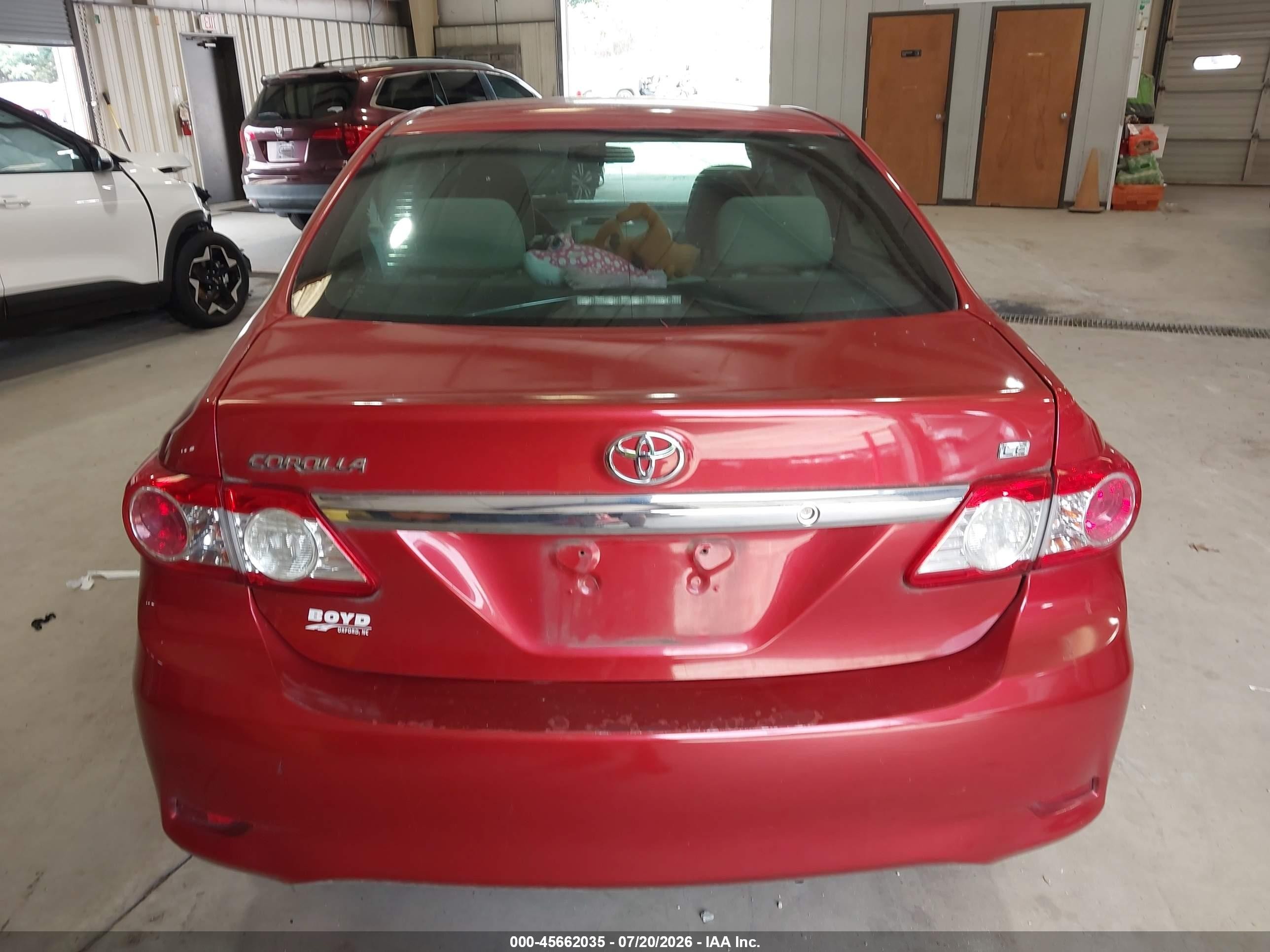 2012 Toyota Corolla Le Red vin: 2T1BU4EE1CC898336