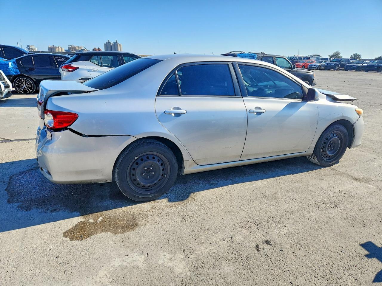 2013 Toyota Corolla Le Silver vin: 2T1BU4EE1DC002456