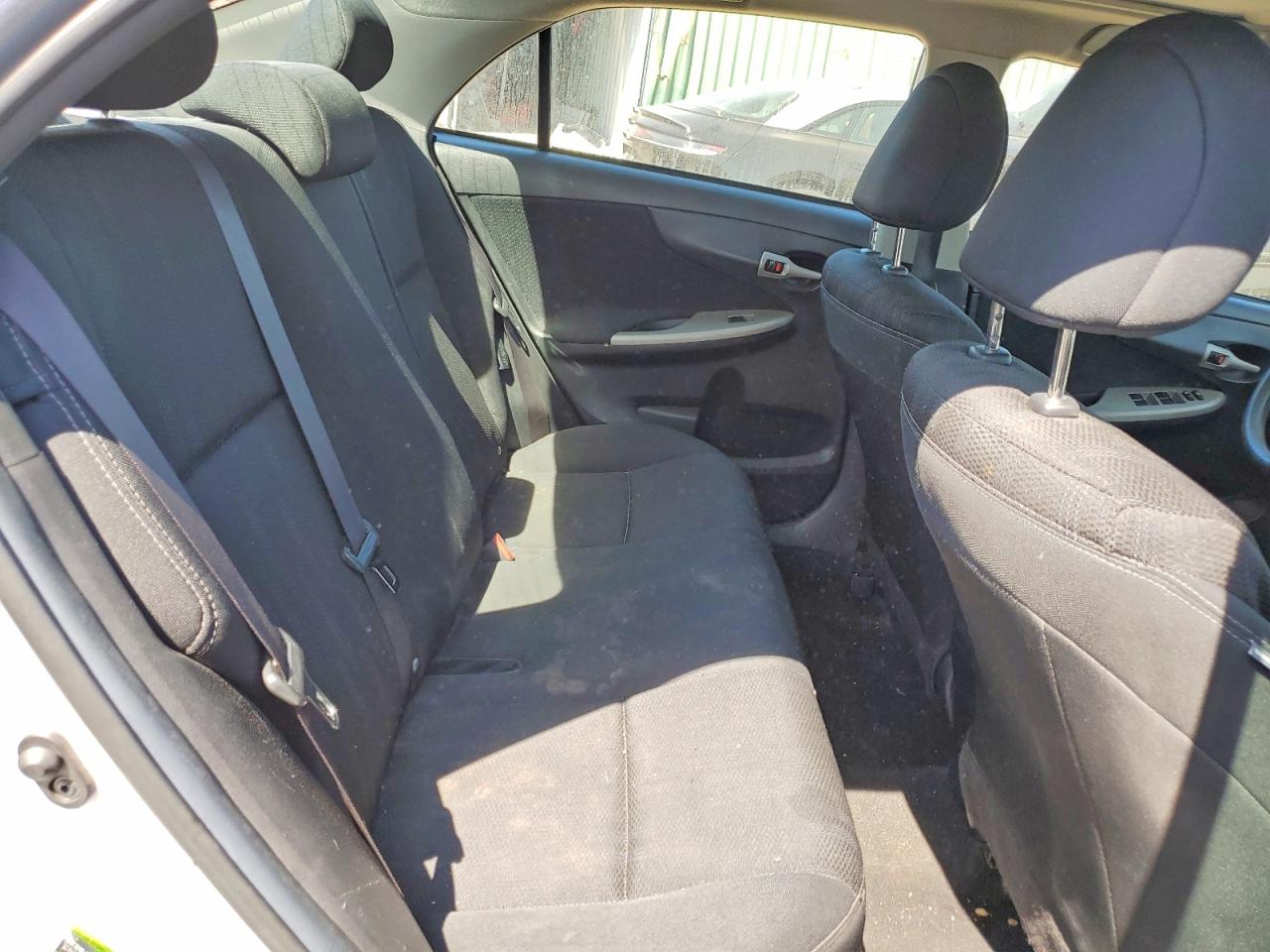 2013 Toyota Corolla S Silver vin: 2T1BU4EE1DC012744