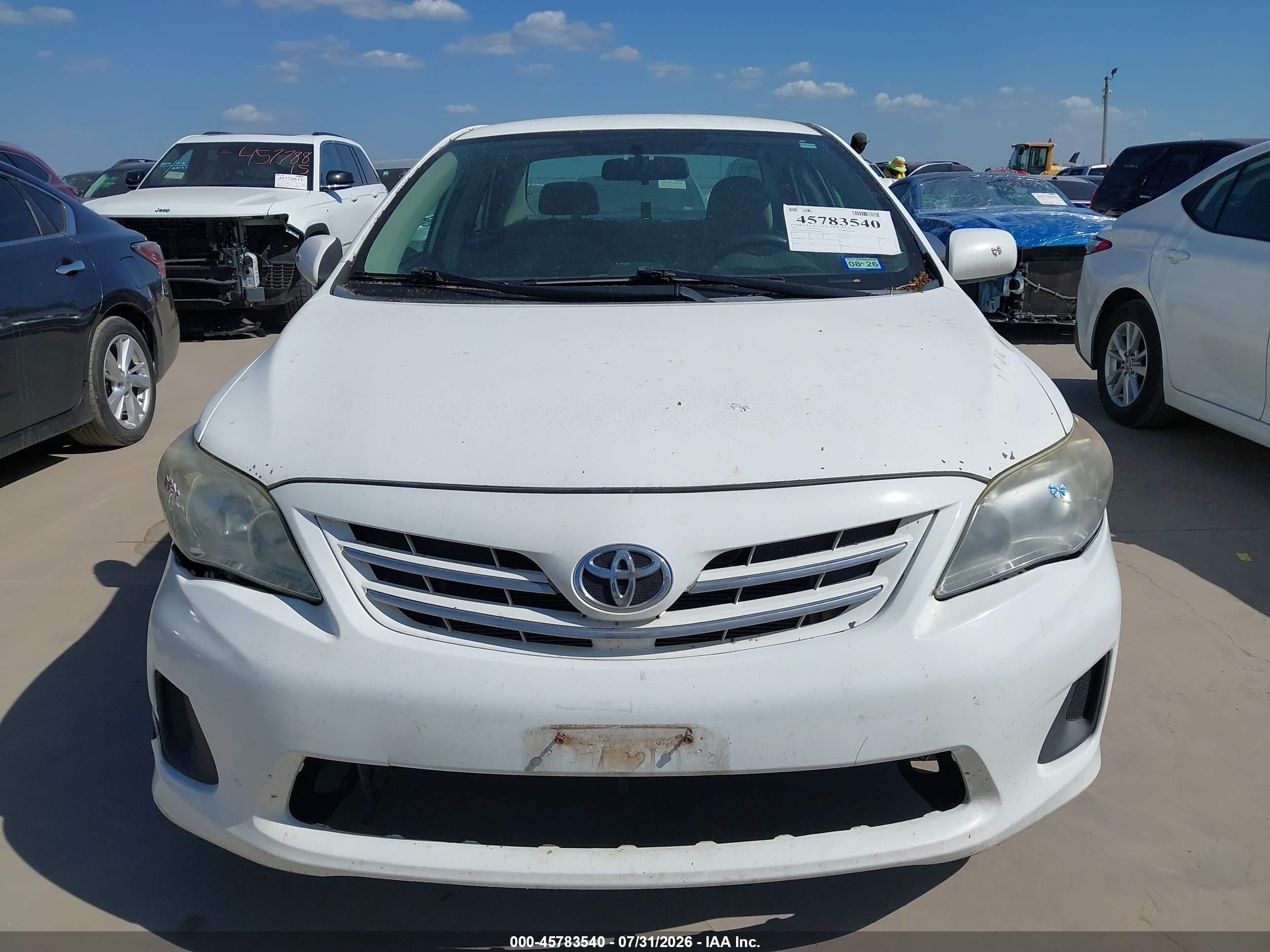 2013 Toyota Corolla Le White vin: 2T1BU4EE1DC044478