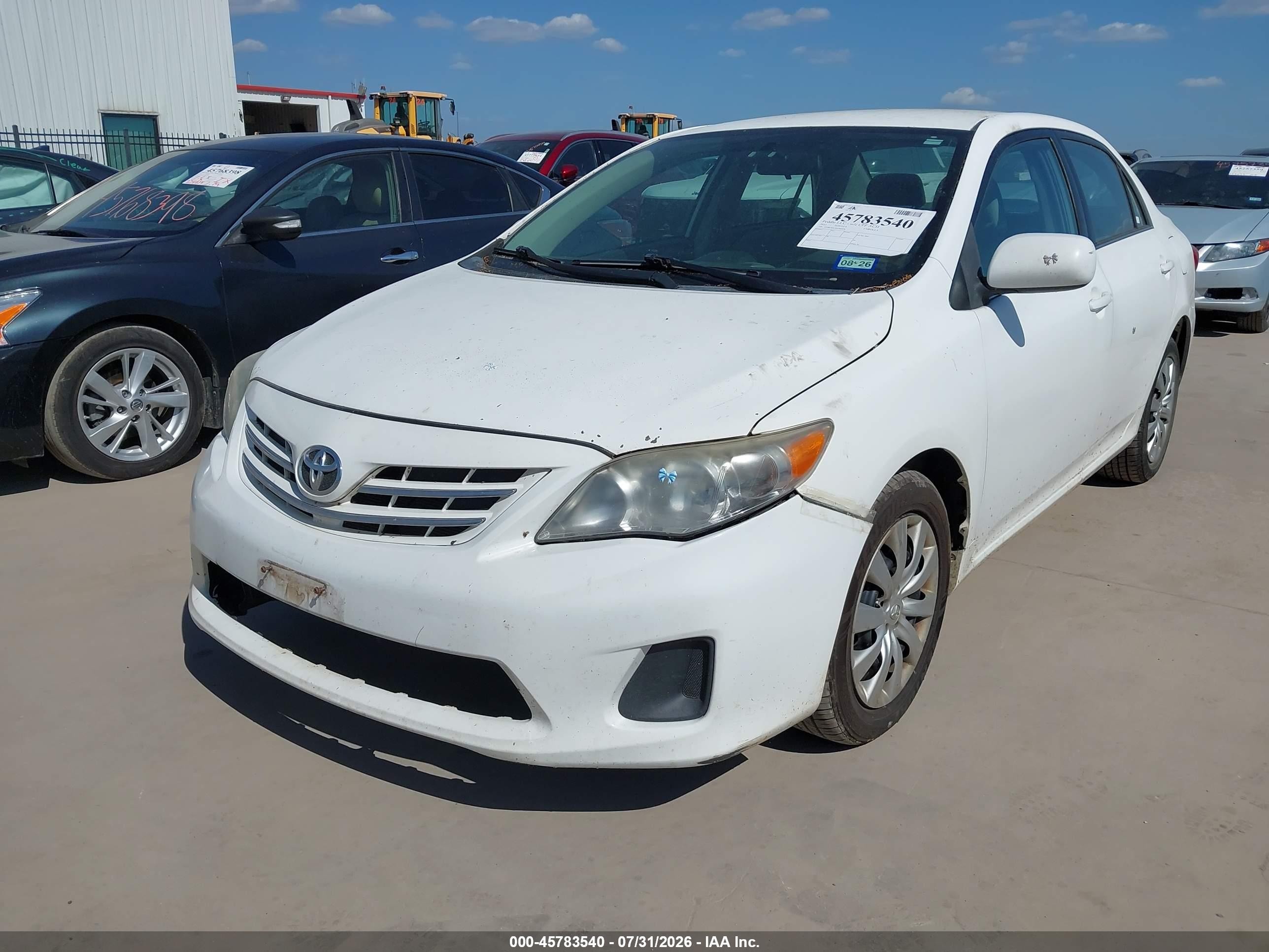 2013 Toyota Corolla Le White vin: 2T1BU4EE1DC044478