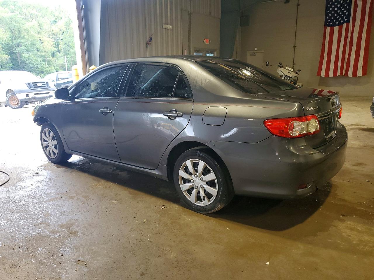 2013 Toyota Corolla Le Gray vin: 2T1BU4EE1DC047820