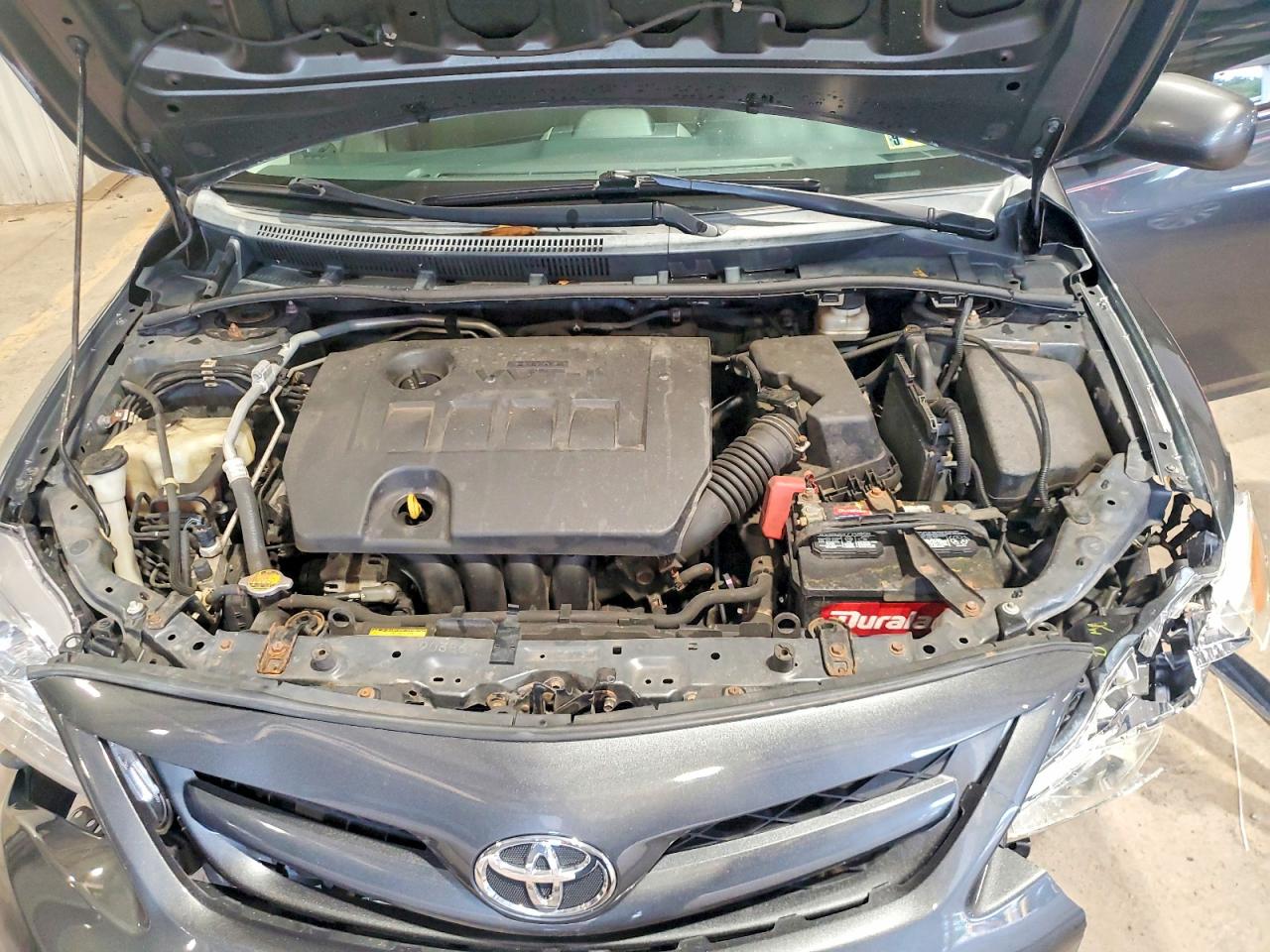 2013 Toyota Corolla Le Gray vin: 2T1BU4EE1DC047820