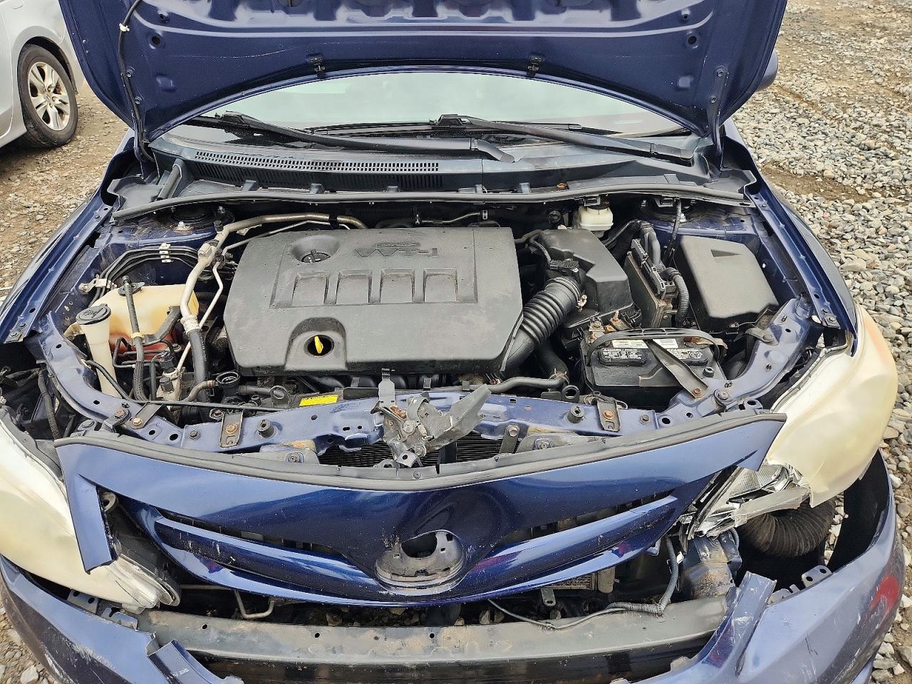 2013 Toyota Corolla L Синий vin: 2T1BU4EE1DC049602