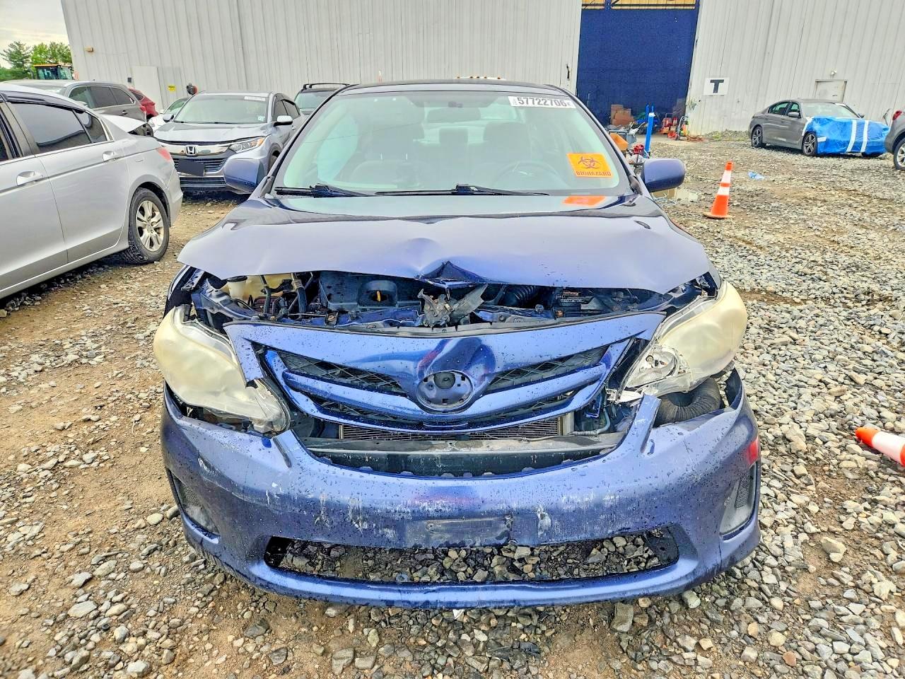 2013 Toyota Corolla L Синий vin: 2T1BU4EE1DC049602