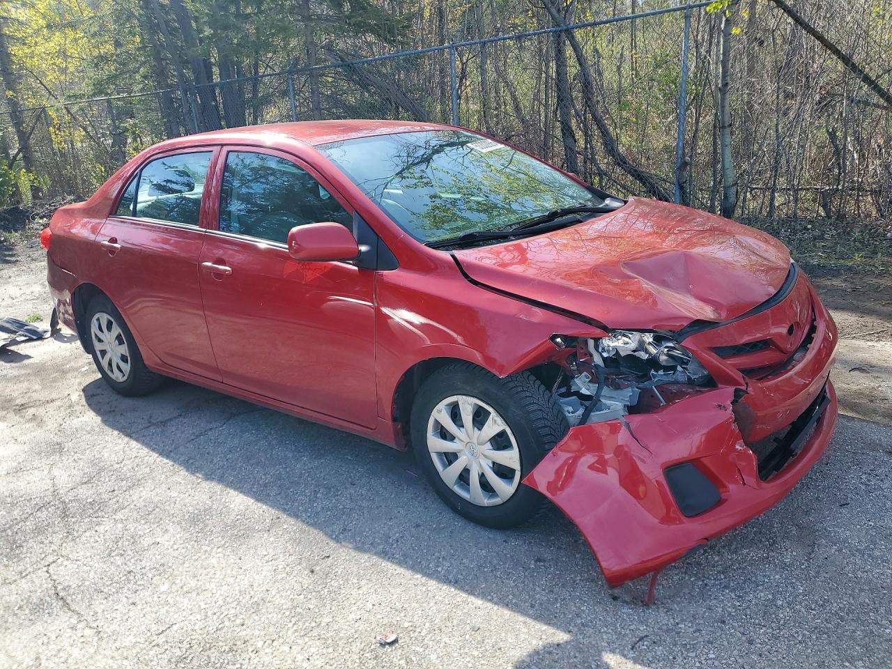 2013 Toyota Corolla L Red vin: 2T1BU4EE1DC054945