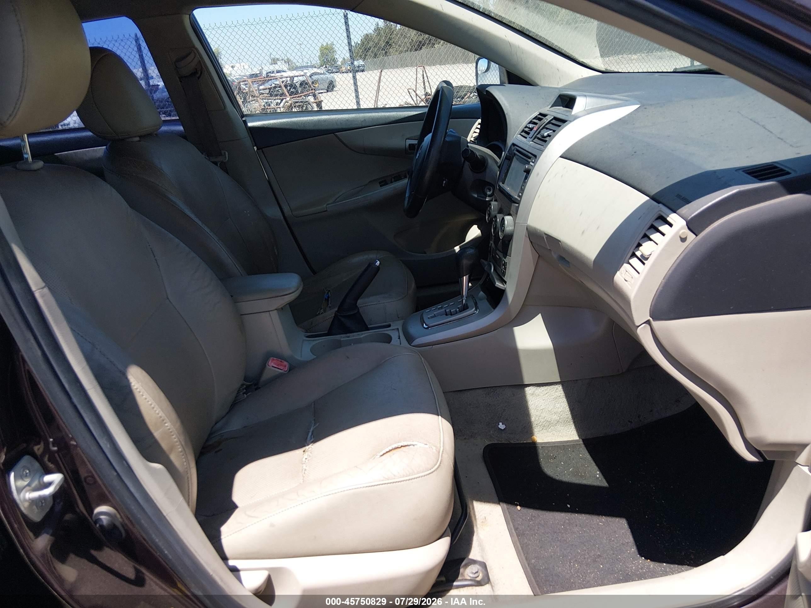 2013 Toyota Corolla Le Special Edition Purple vin: 2T1BU4EE1DC066139