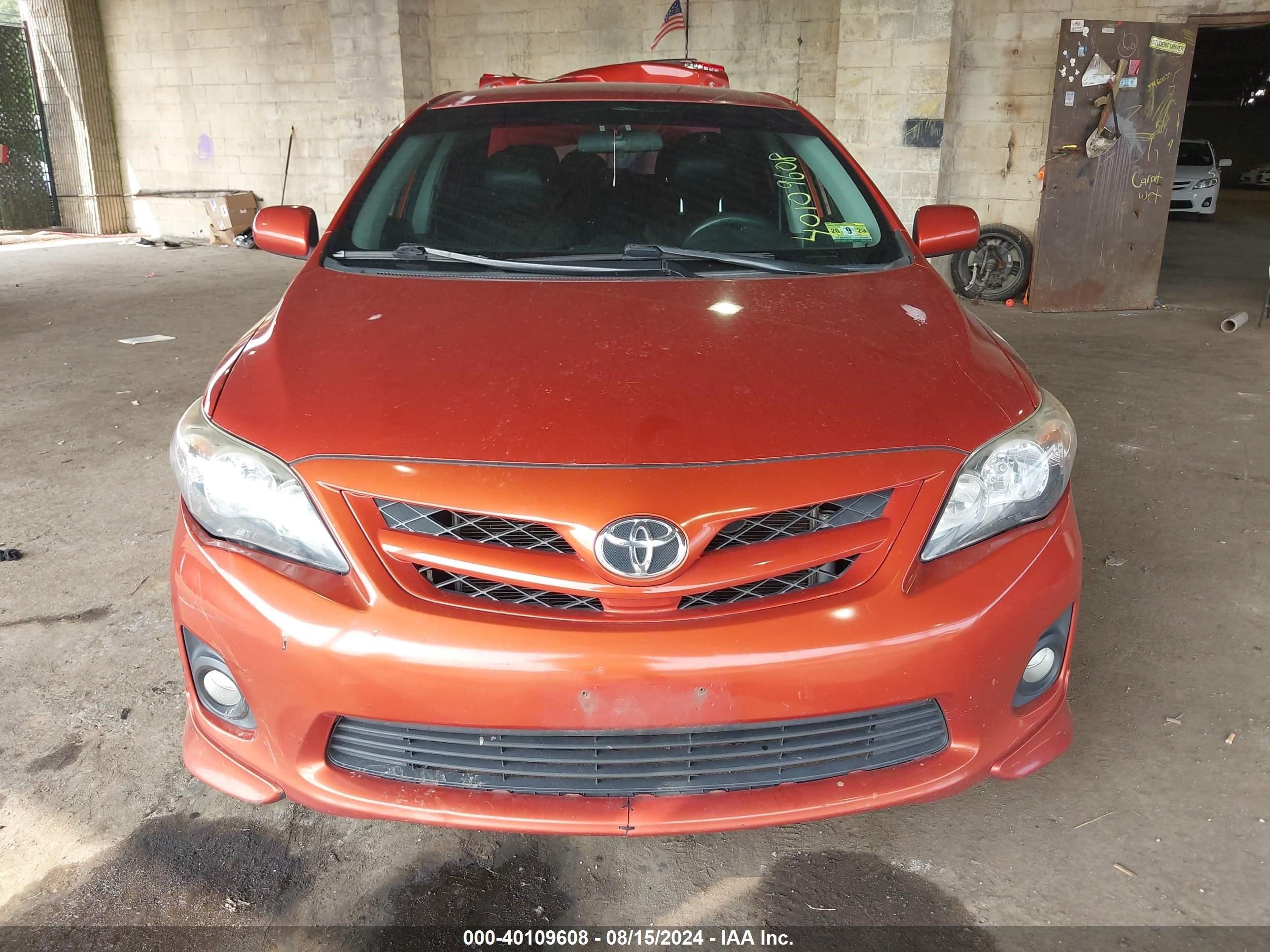 2013 Toyota Corolla S Special Edition Orange vin: 2T1BU4EE1DC073284