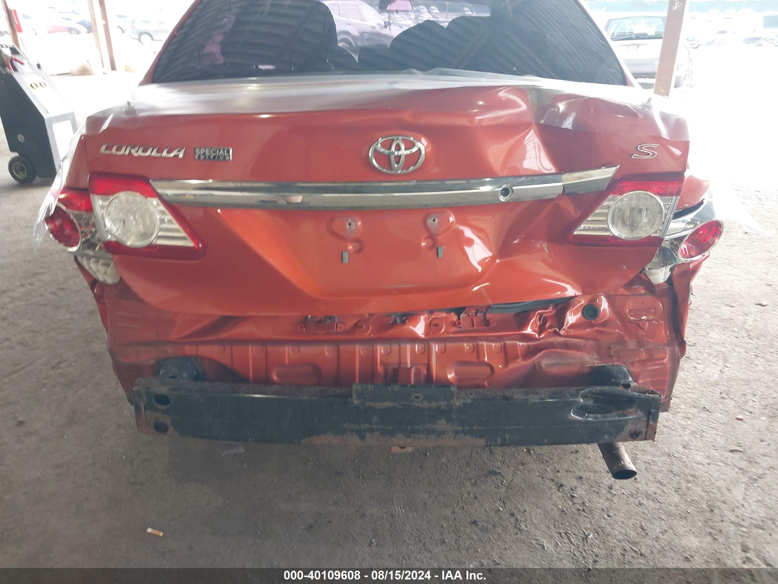 2013 Toyota Corolla S Special Edition Orange vin: 2T1BU4EE1DC073284