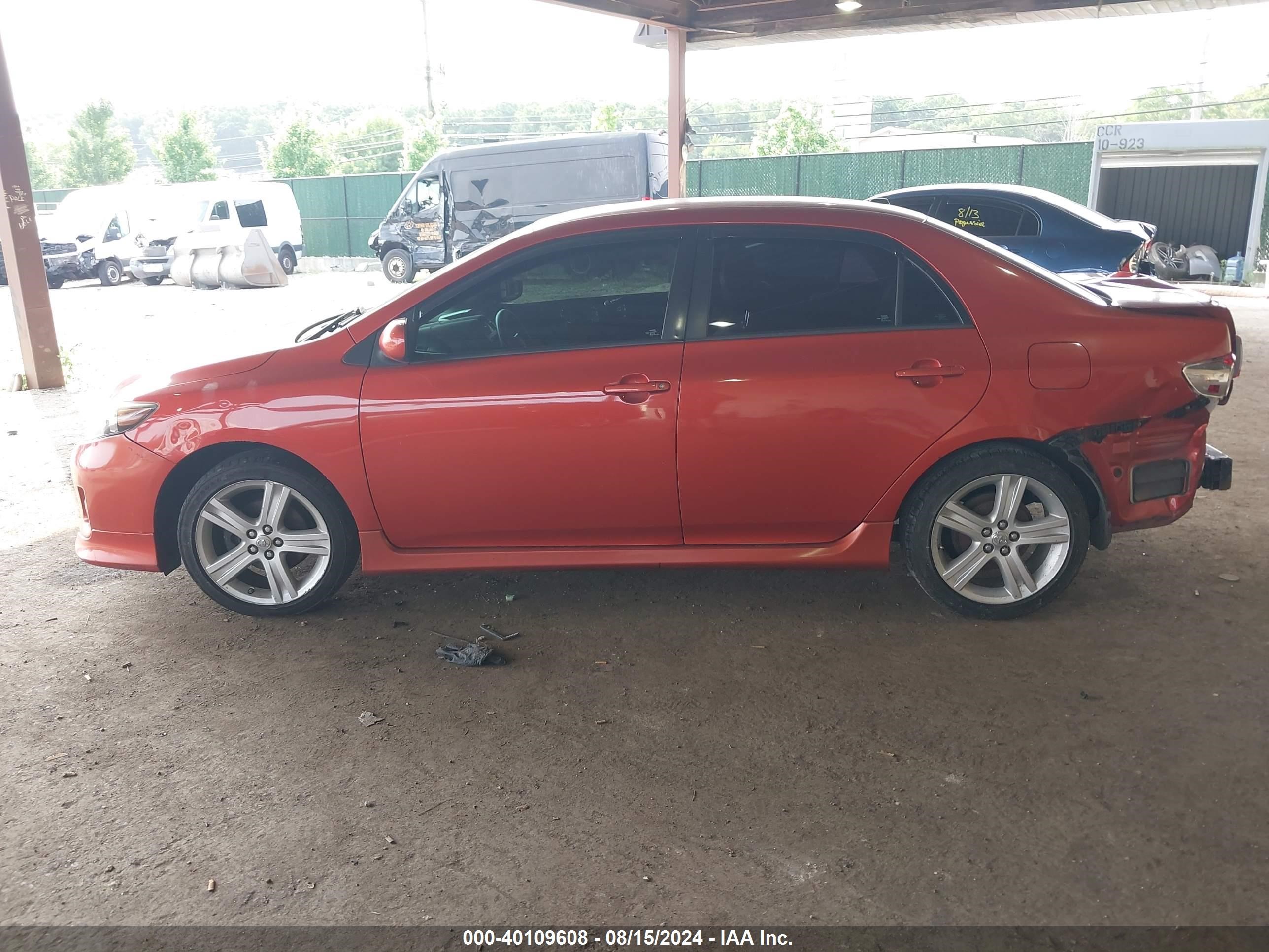 2013 Toyota Corolla S Special Edition Orange vin: 2T1BU4EE1DC073284