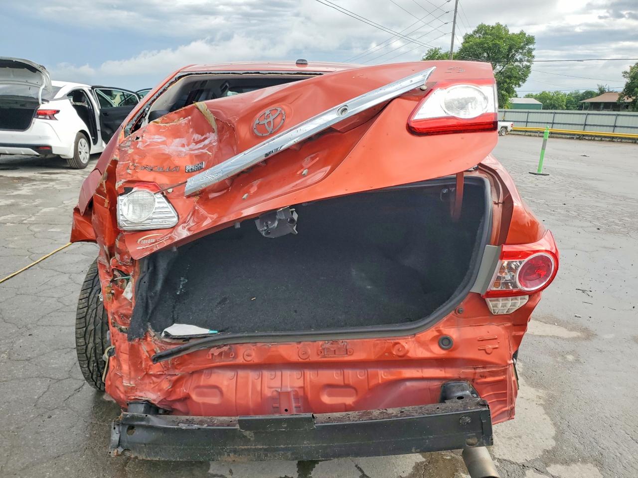 2013 Toyota Corolla S Special Edition Orange vin: 2T1BU4EE1DC086004