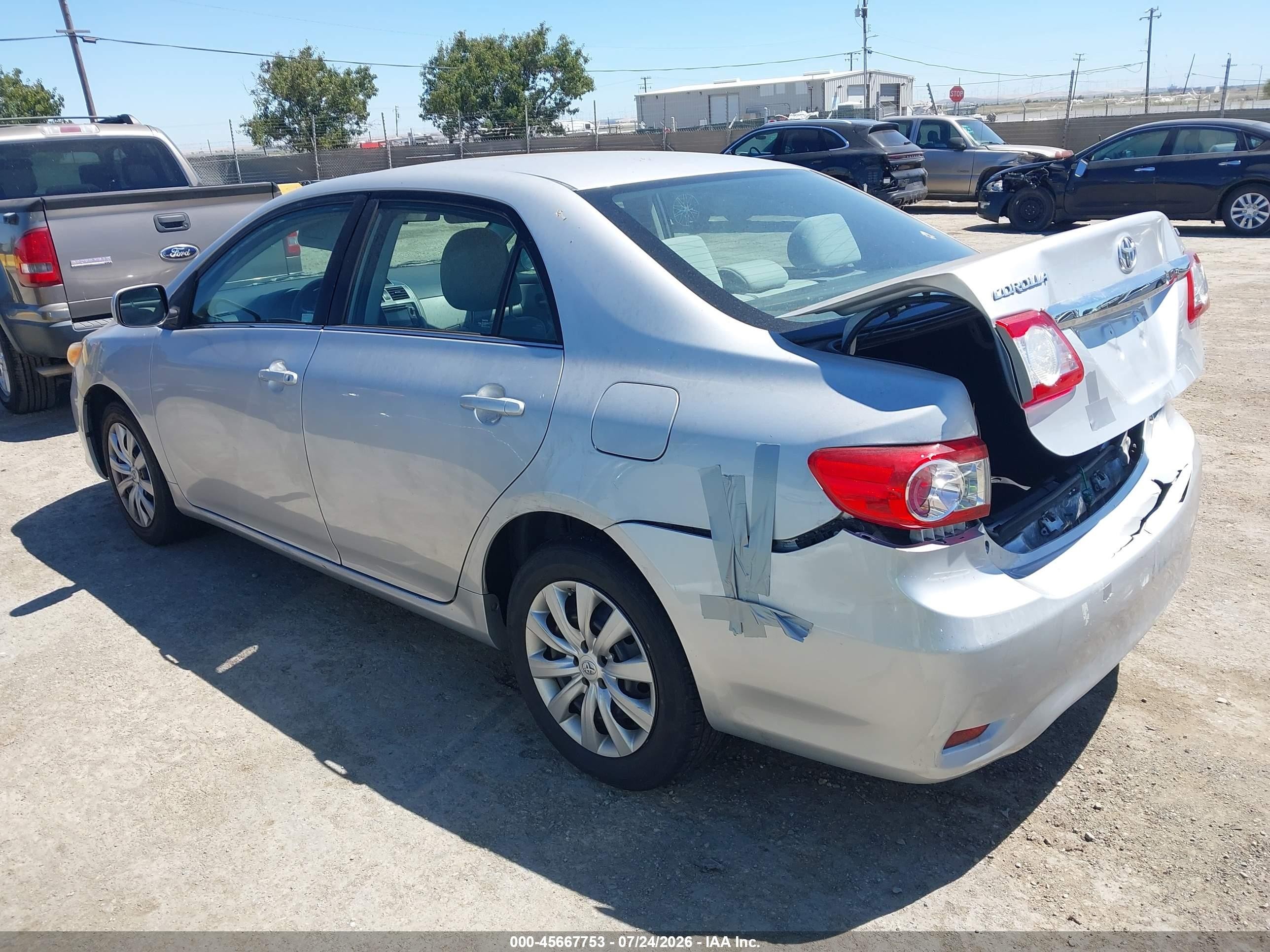 2013 Toyota Corolla Le Gray vin: 2T1BU4EE1DC086830