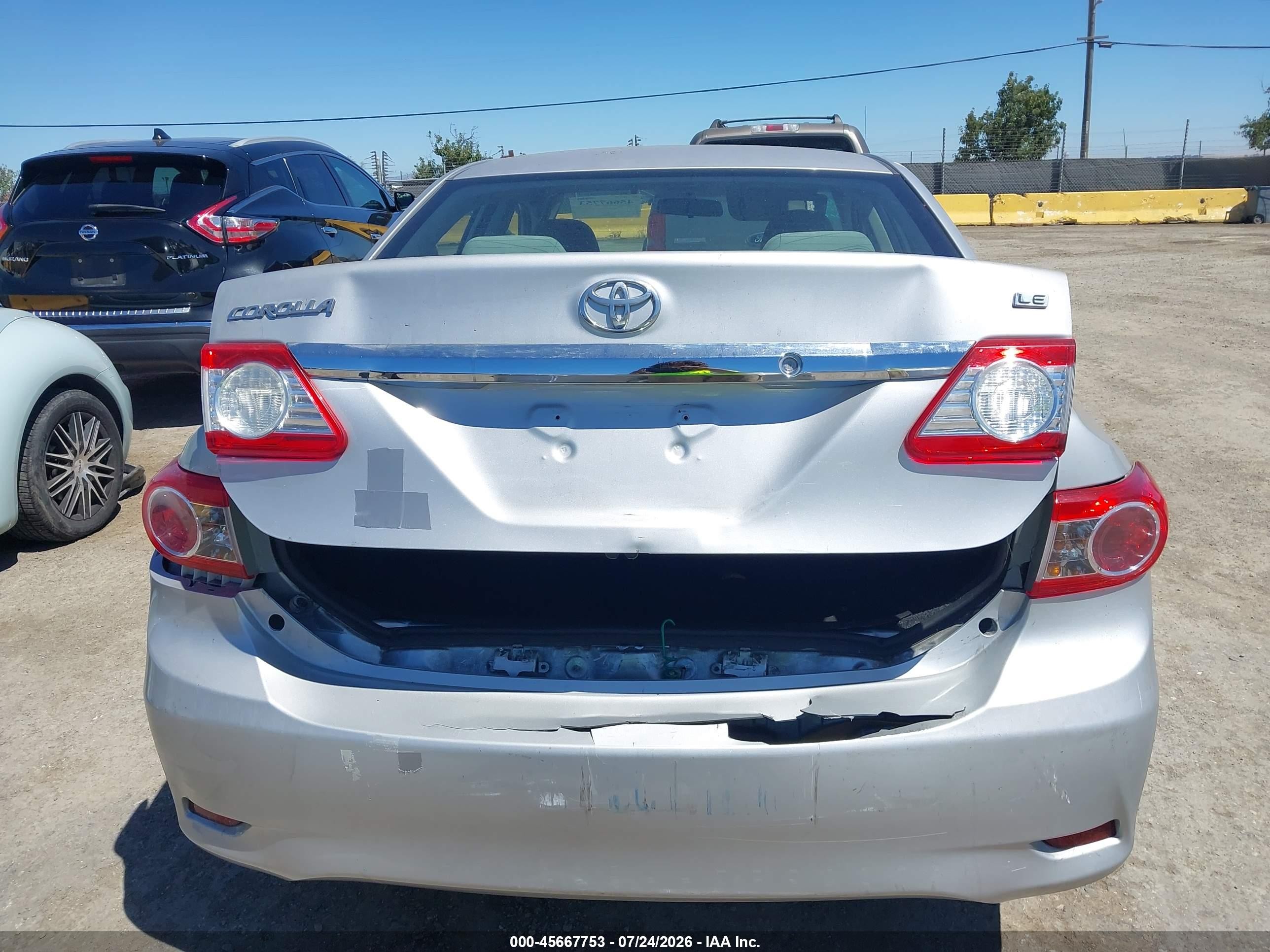 2013 Toyota Corolla Le Gray vin: 2T1BU4EE1DC086830