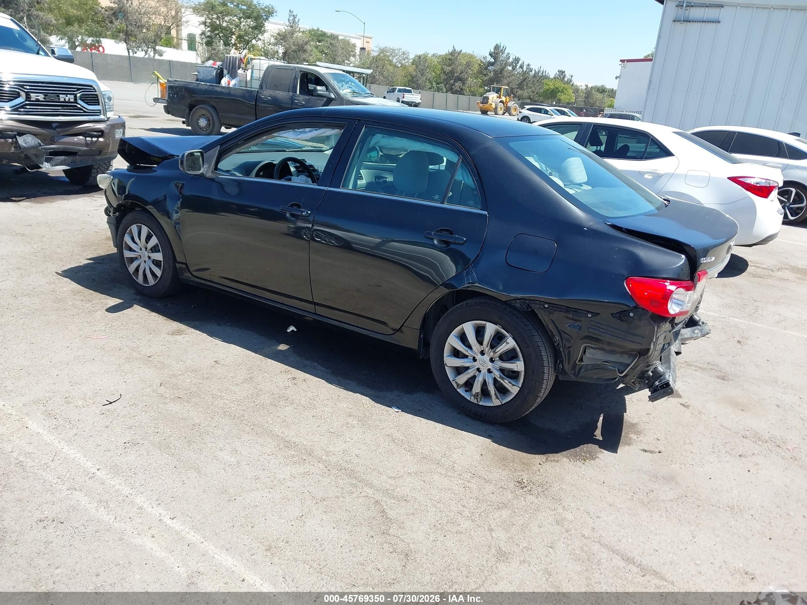 2013 Toyota Corolla Le Black vin: 2T1BU4EE1DC092918