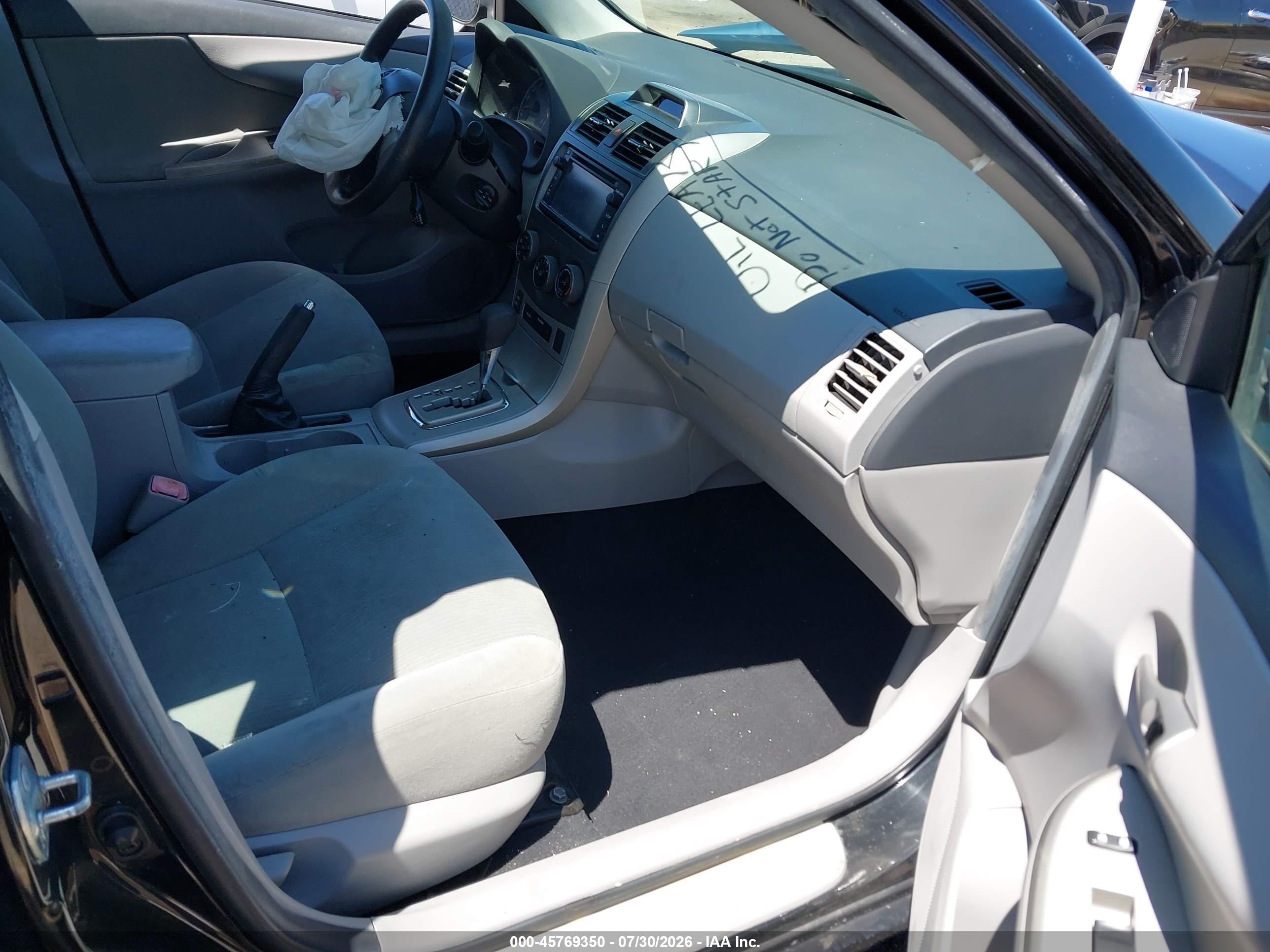 2013 Toyota Corolla Le Black vin: 2T1BU4EE1DC092918