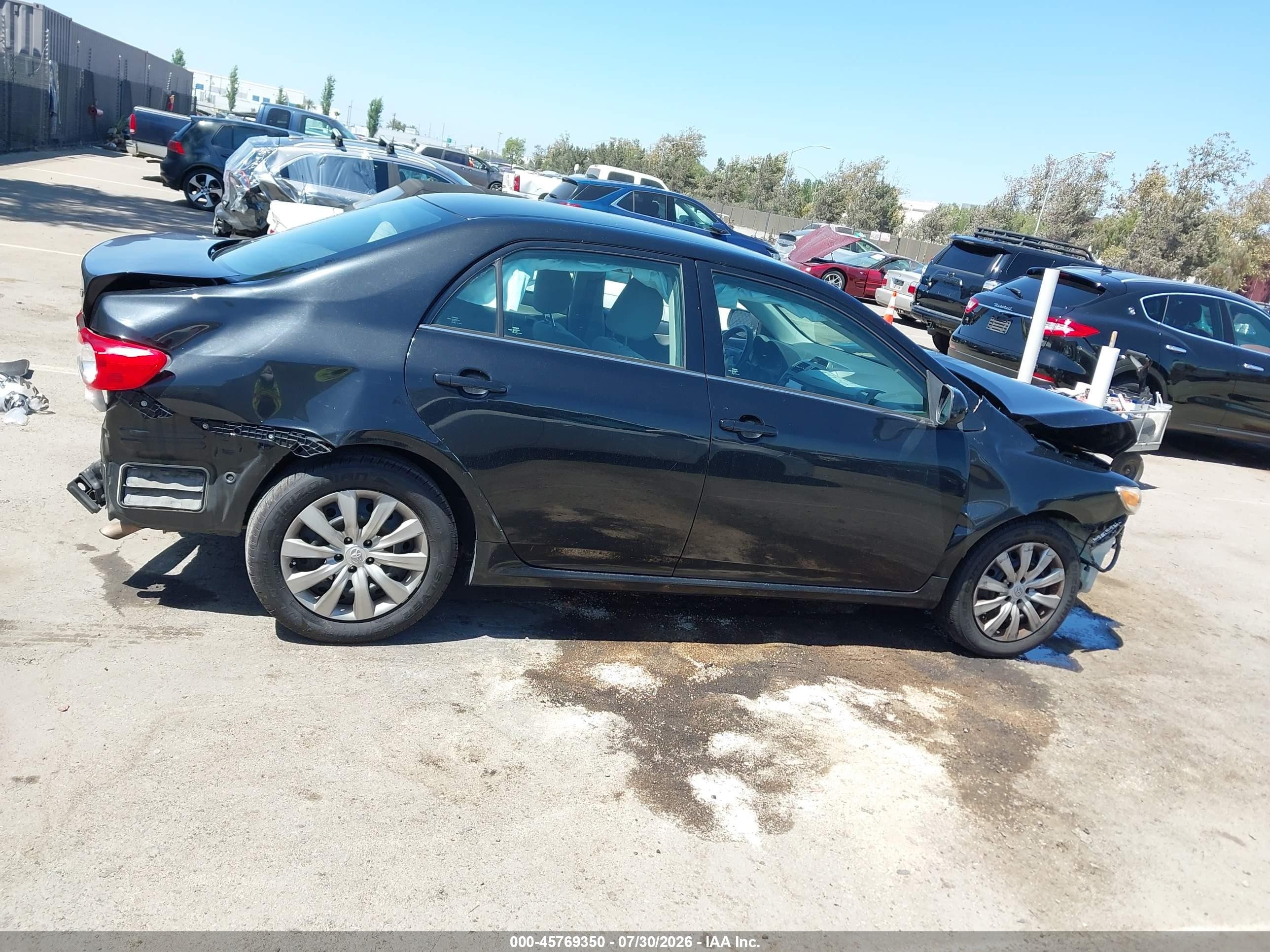 2013 Toyota Corolla Le Black vin: 2T1BU4EE1DC092918