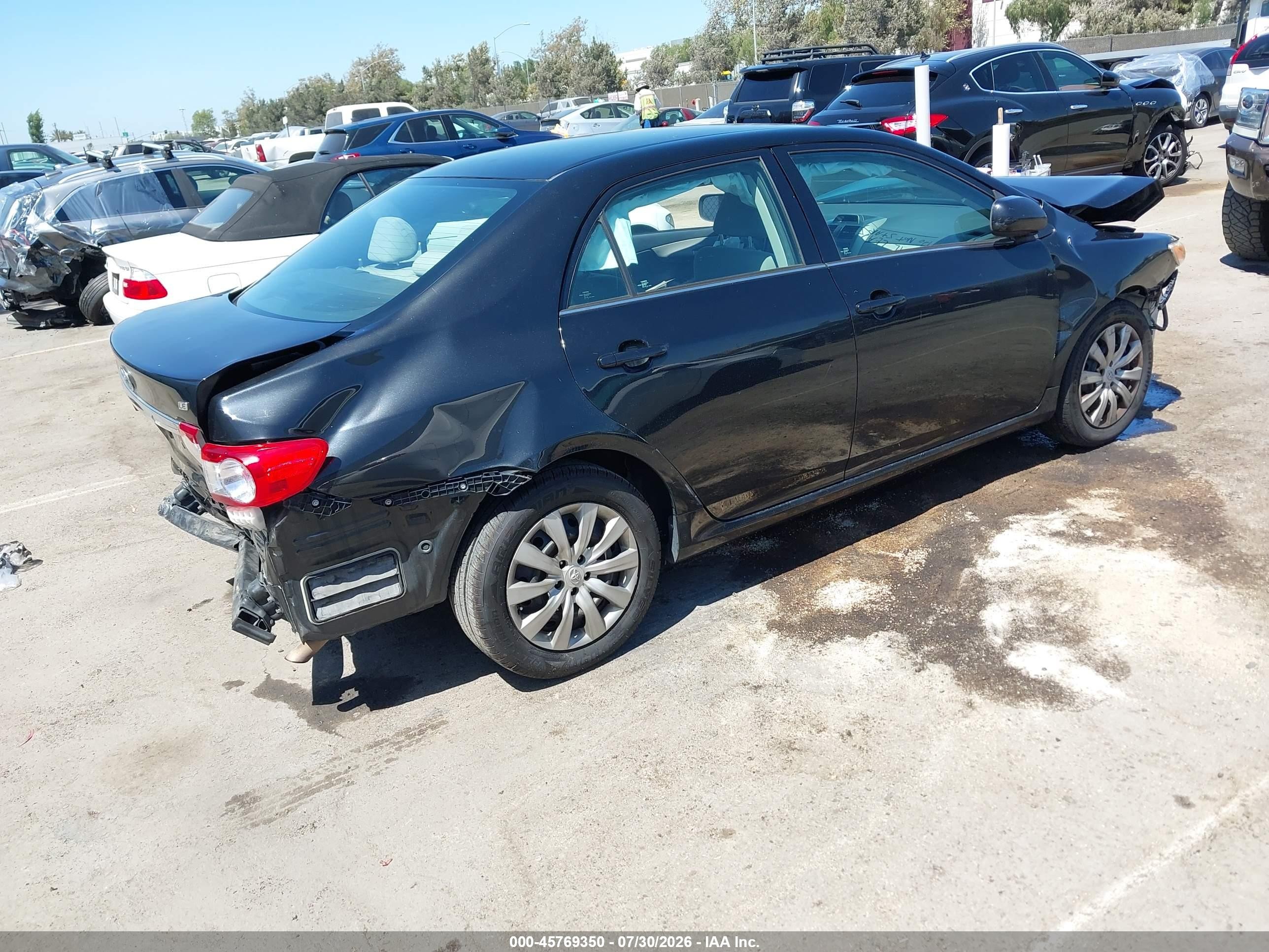 2013 Toyota Corolla Le Black vin: 2T1BU4EE1DC092918