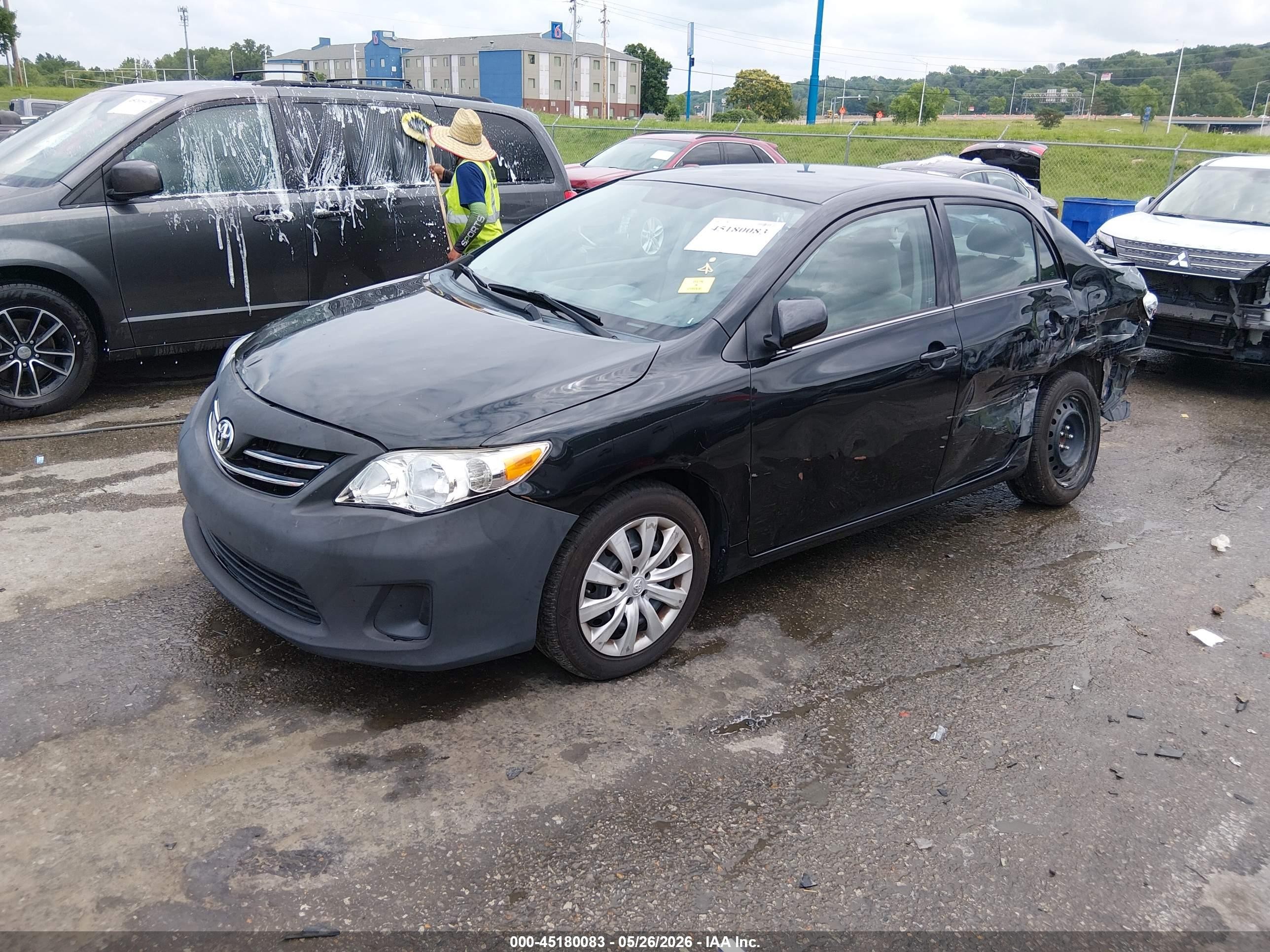 2013 Toyota Corolla Le Black vin: 2T1BU4EE1DC098556