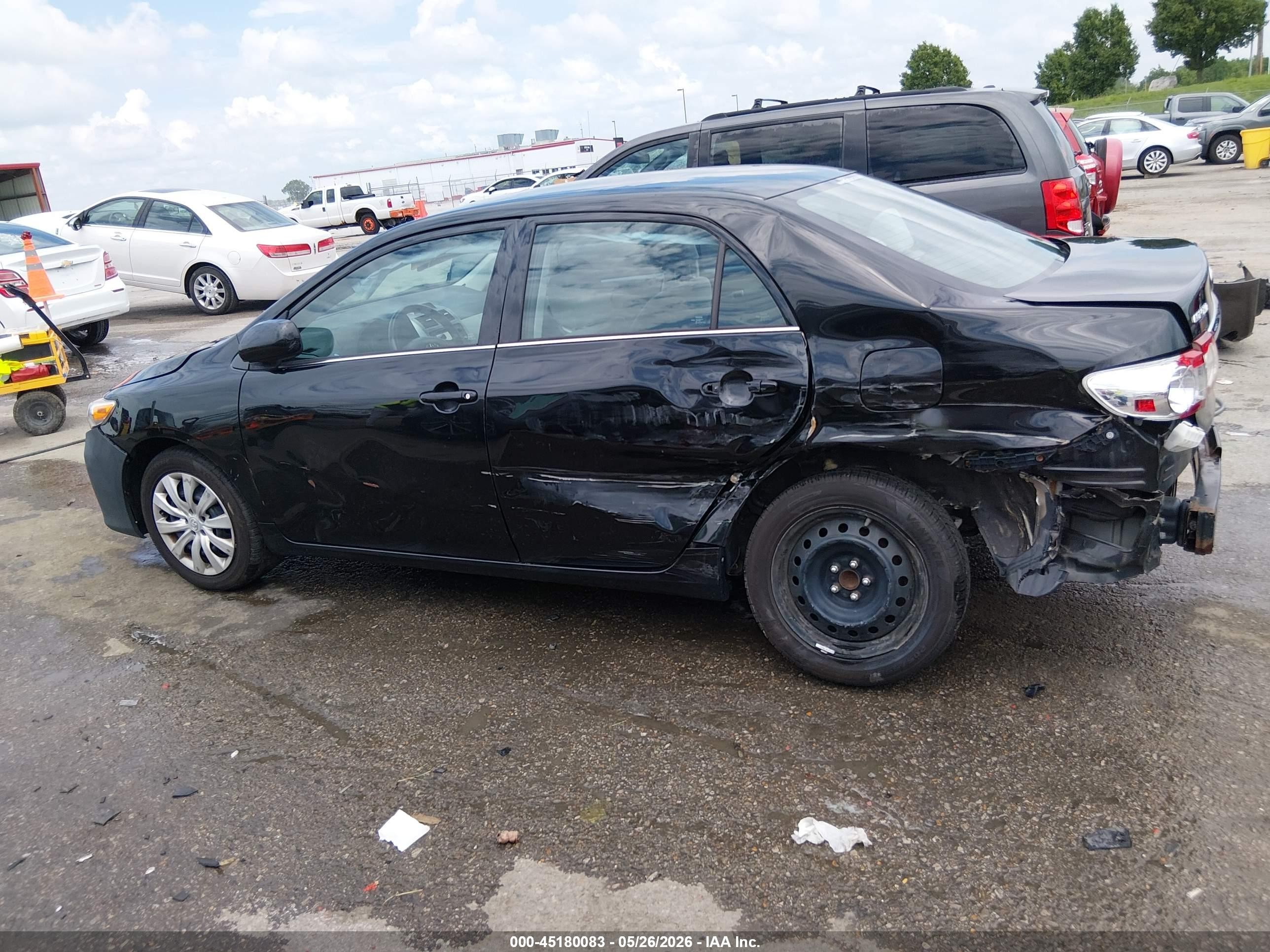 2013 Toyota Corolla Le Black vin: 2T1BU4EE1DC098556