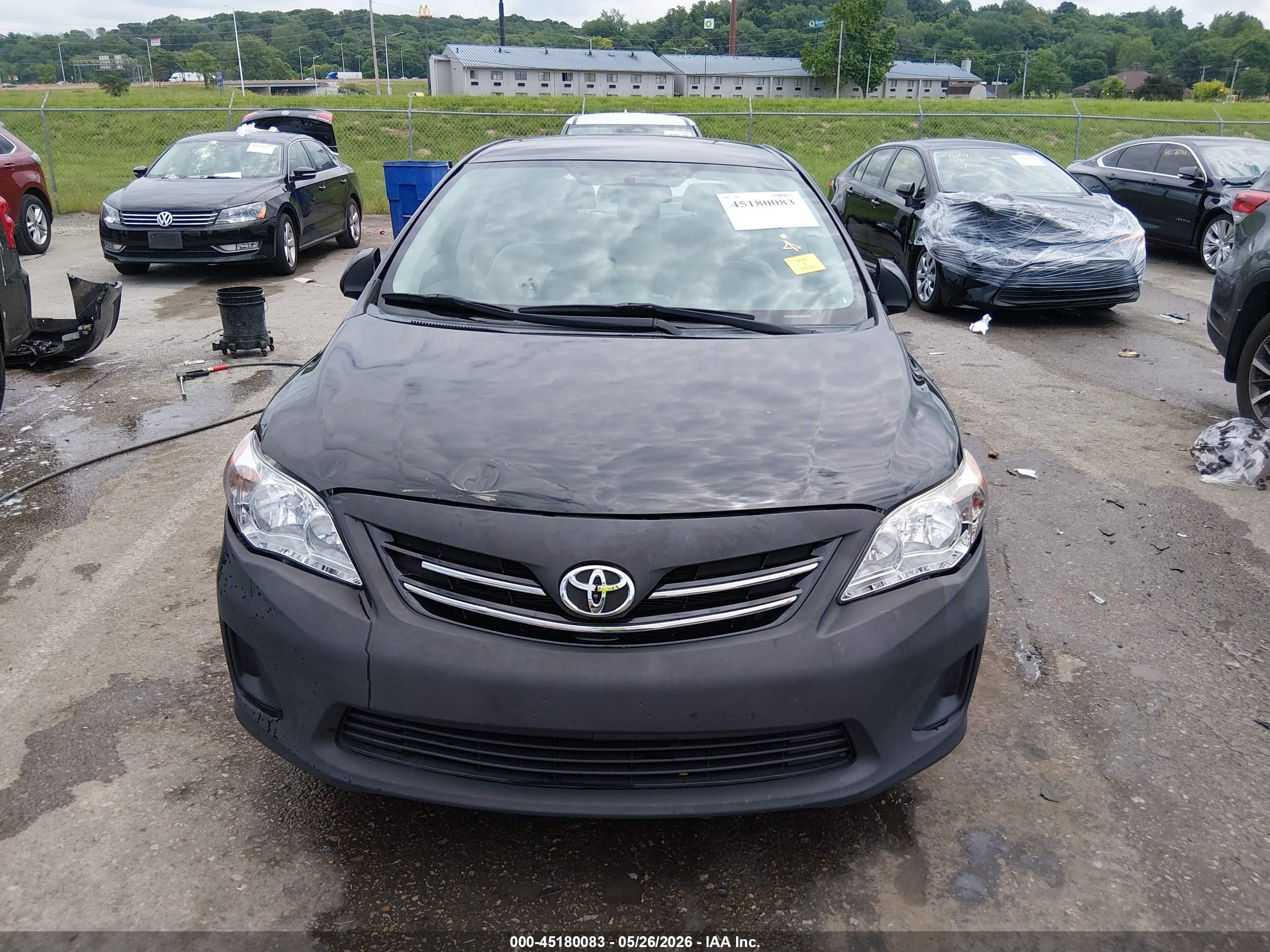 2013 Toyota Corolla Le Black vin: 2T1BU4EE1DC098556