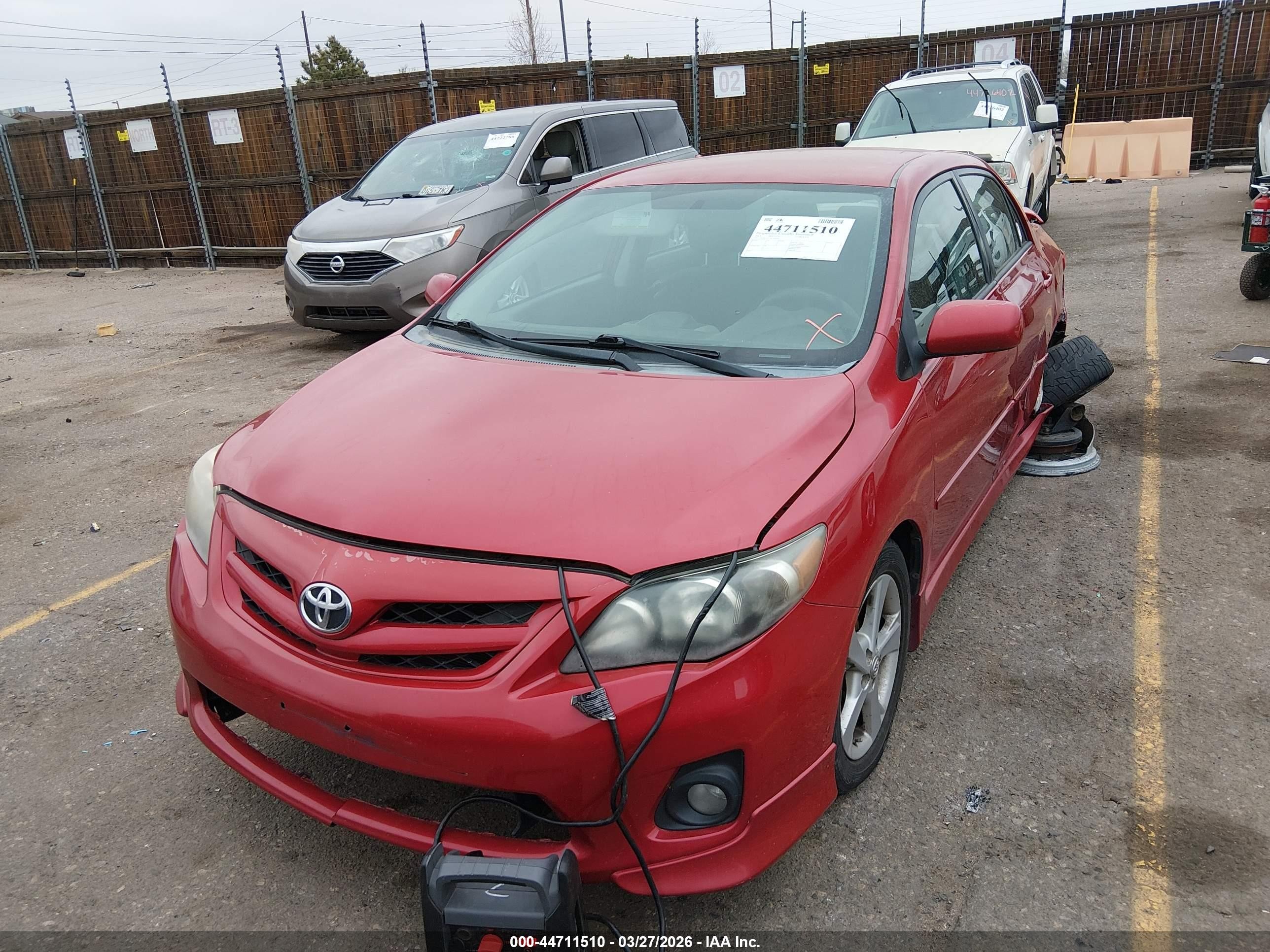 2013 Toyota Corolla S Красный vin: 2T1BU4EE1DC104100