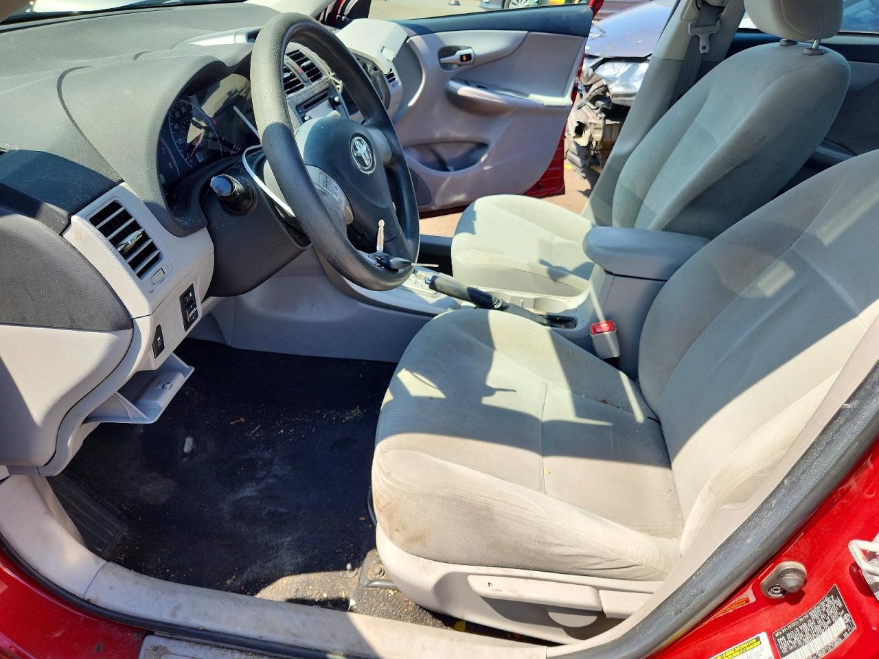 2013 Toyota Corolla Le Красный vin: 2T1BU4EE1DC107174