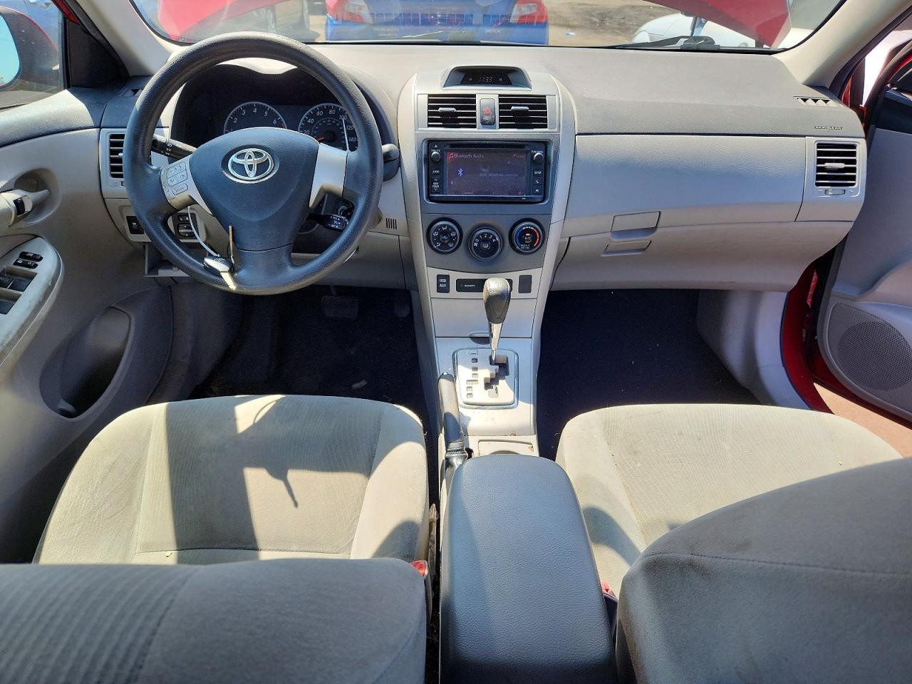2013 Toyota Corolla Le Красный vin: 2T1BU4EE1DC107174