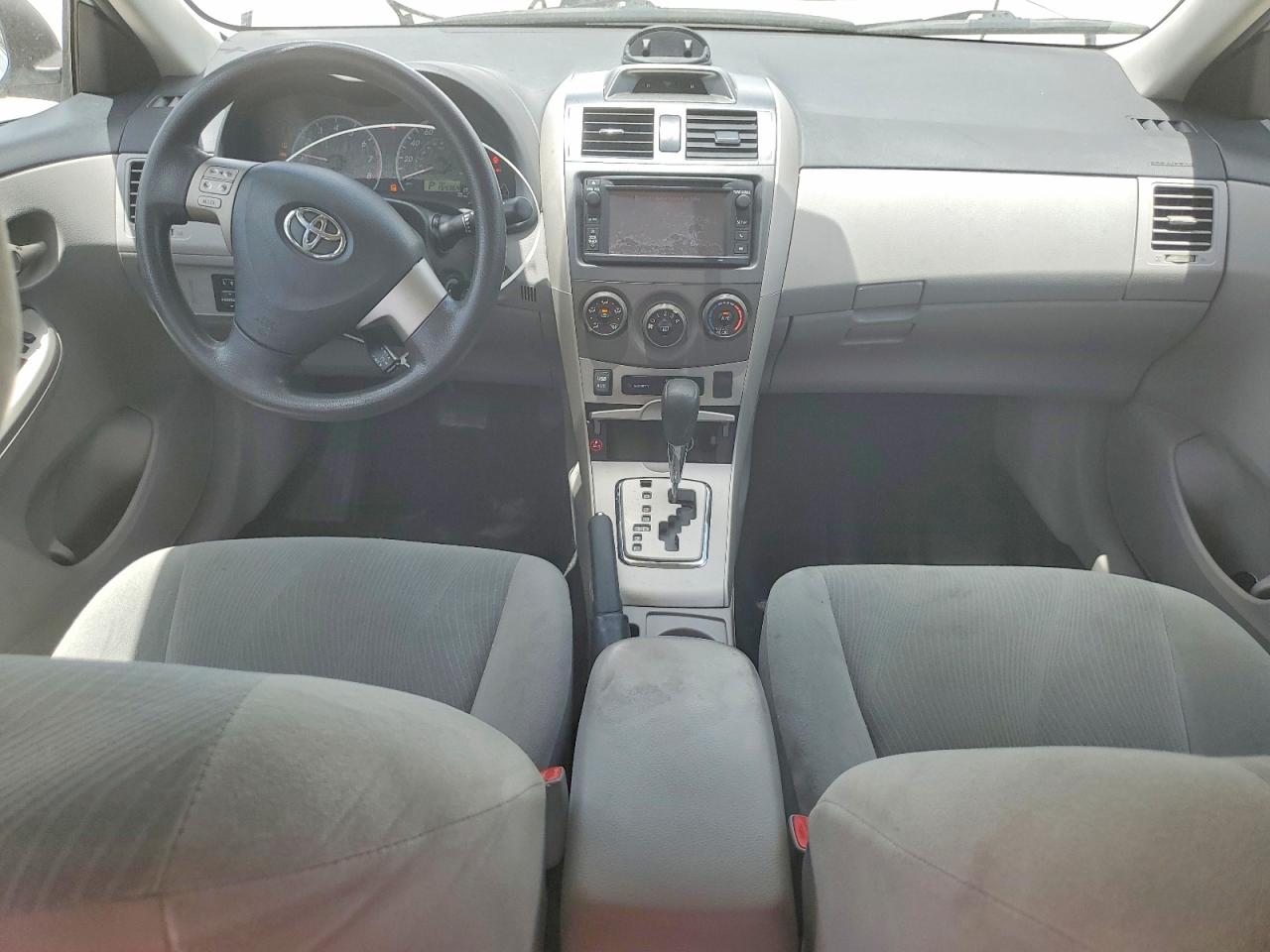 2013 Toyota Corolla Le Silver vin: 2T1BU4EE1DC123522