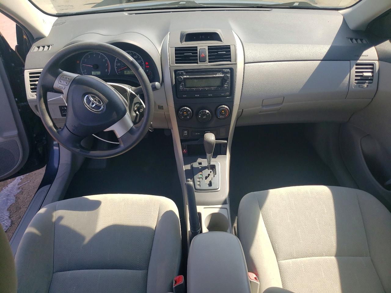 2013 Toyota Corolla L Серый vin: 2T1BU4EE1DC940375