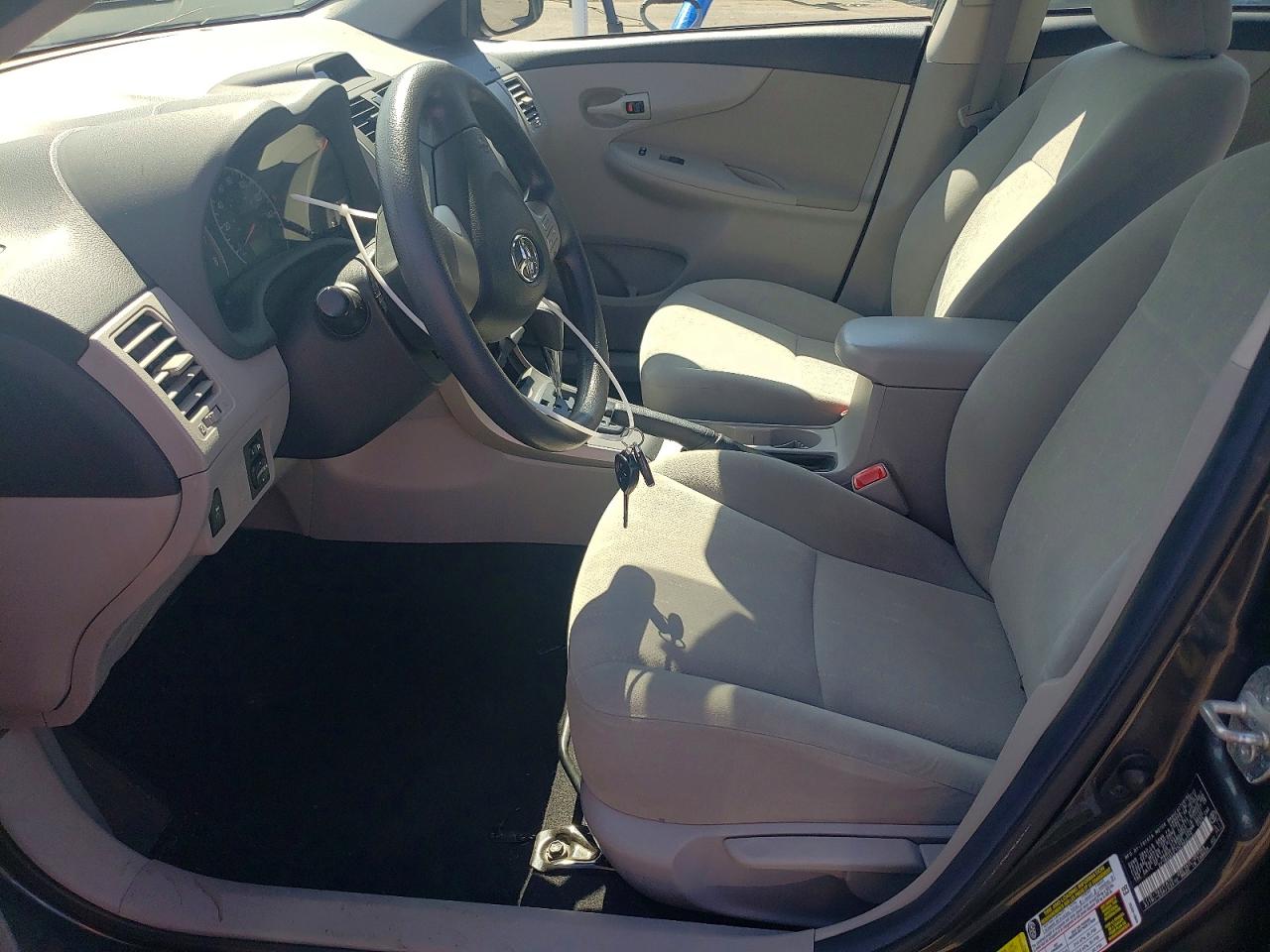 2013 Toyota Corolla L Серый vin: 2T1BU4EE1DC940375