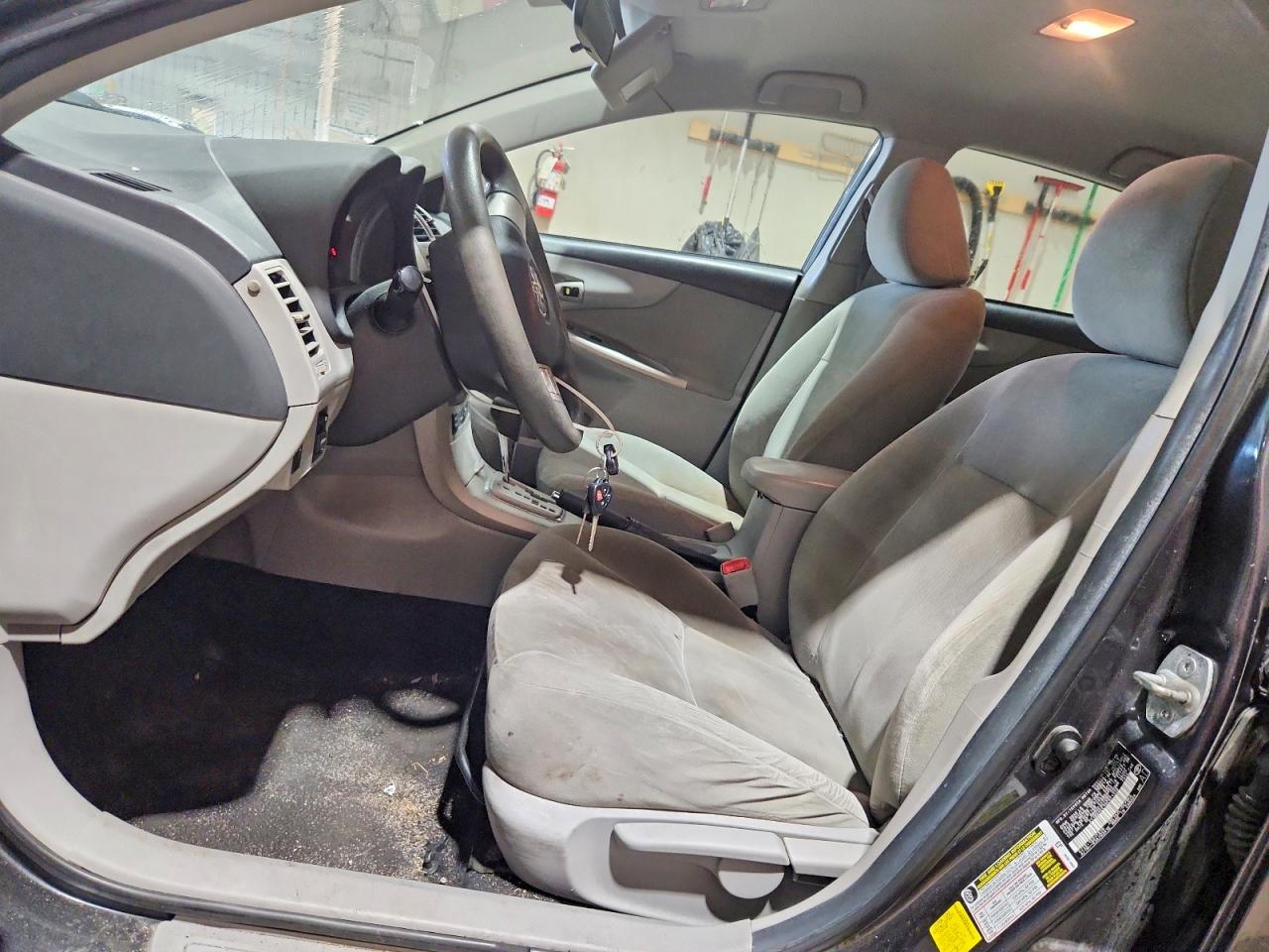 2013 Toyota Corolla Le Charcoal vin: 2T1BU4EE1DC971139