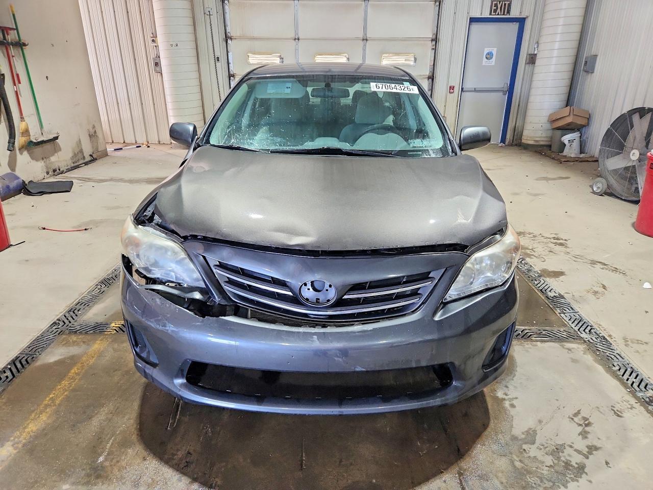 2013 Toyota Corolla Le Charcoal vin: 2T1BU4EE1DC971139