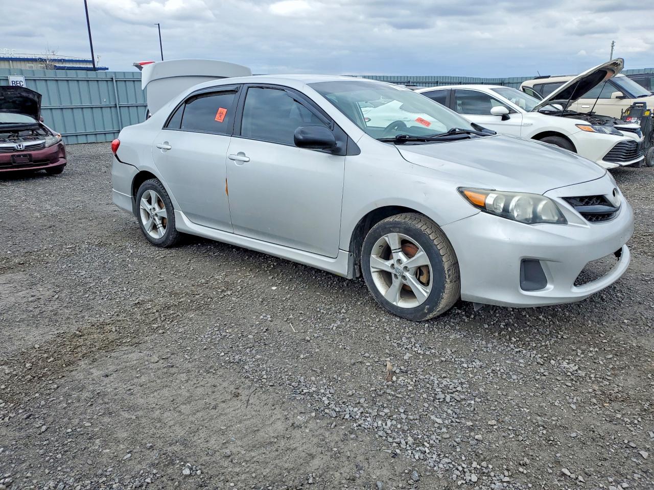 2013 Toyota Corolla L Silver vin: 2T1BU4EE1DC980679