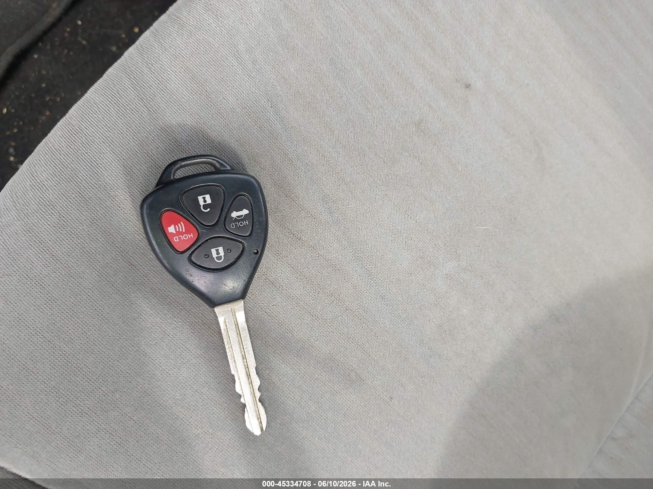 2010 Toyota Corolla Le Серебряный vin: 2T1BU4EE2AC196491