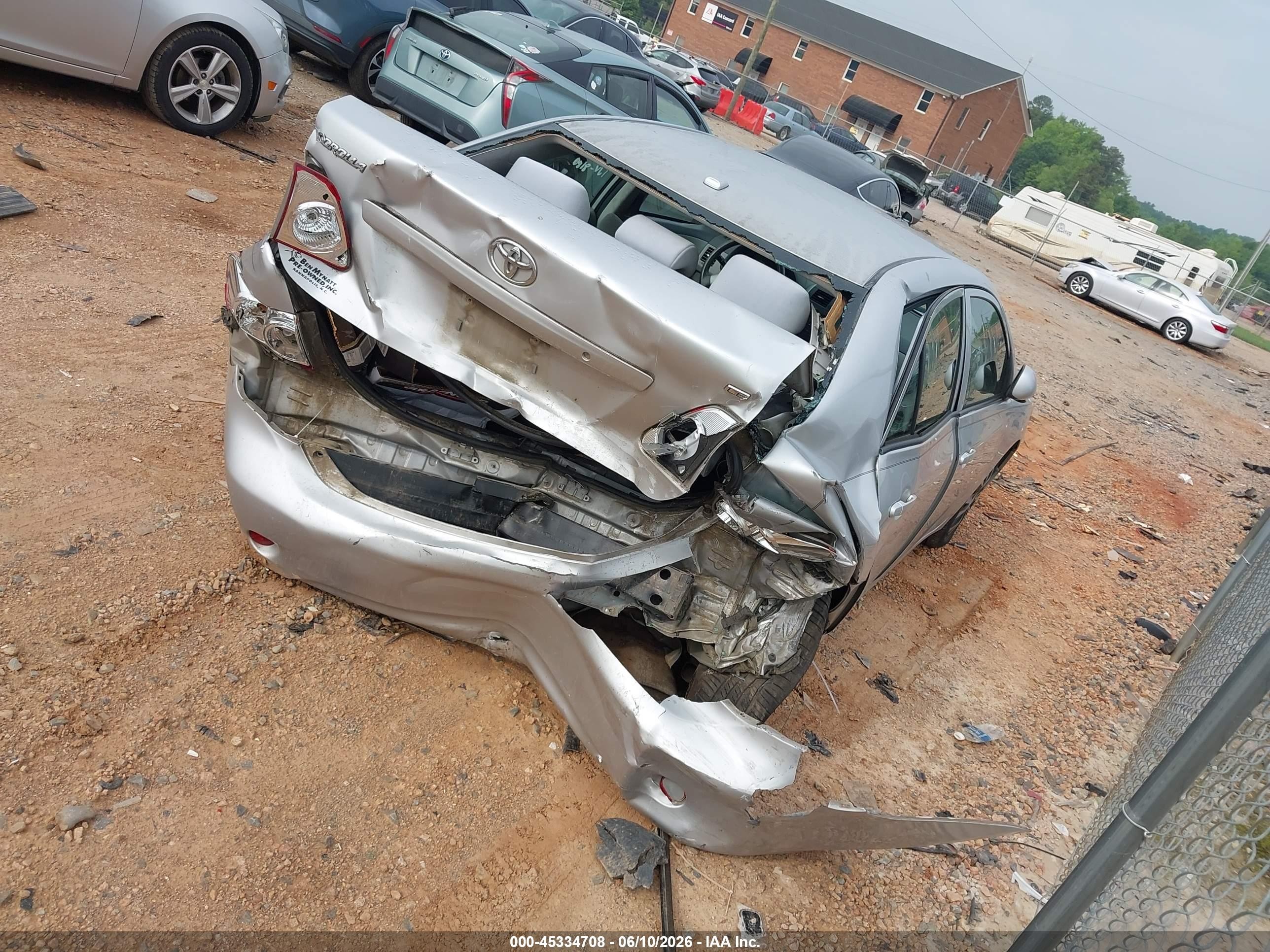 2010 Toyota Corolla Le Серебряный vin: 2T1BU4EE2AC196491