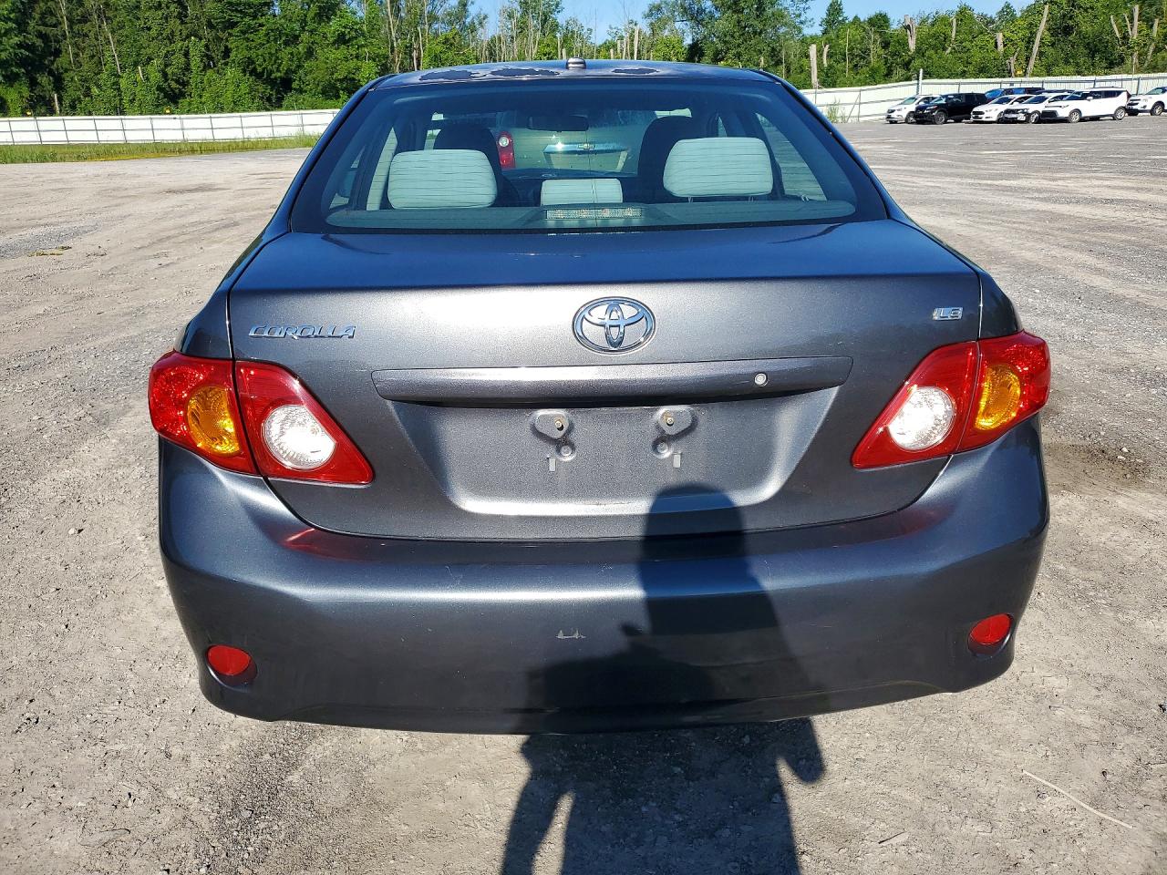 2010 Toyota Corolla Le Gray vin: 2T1BU4EE2AC223933