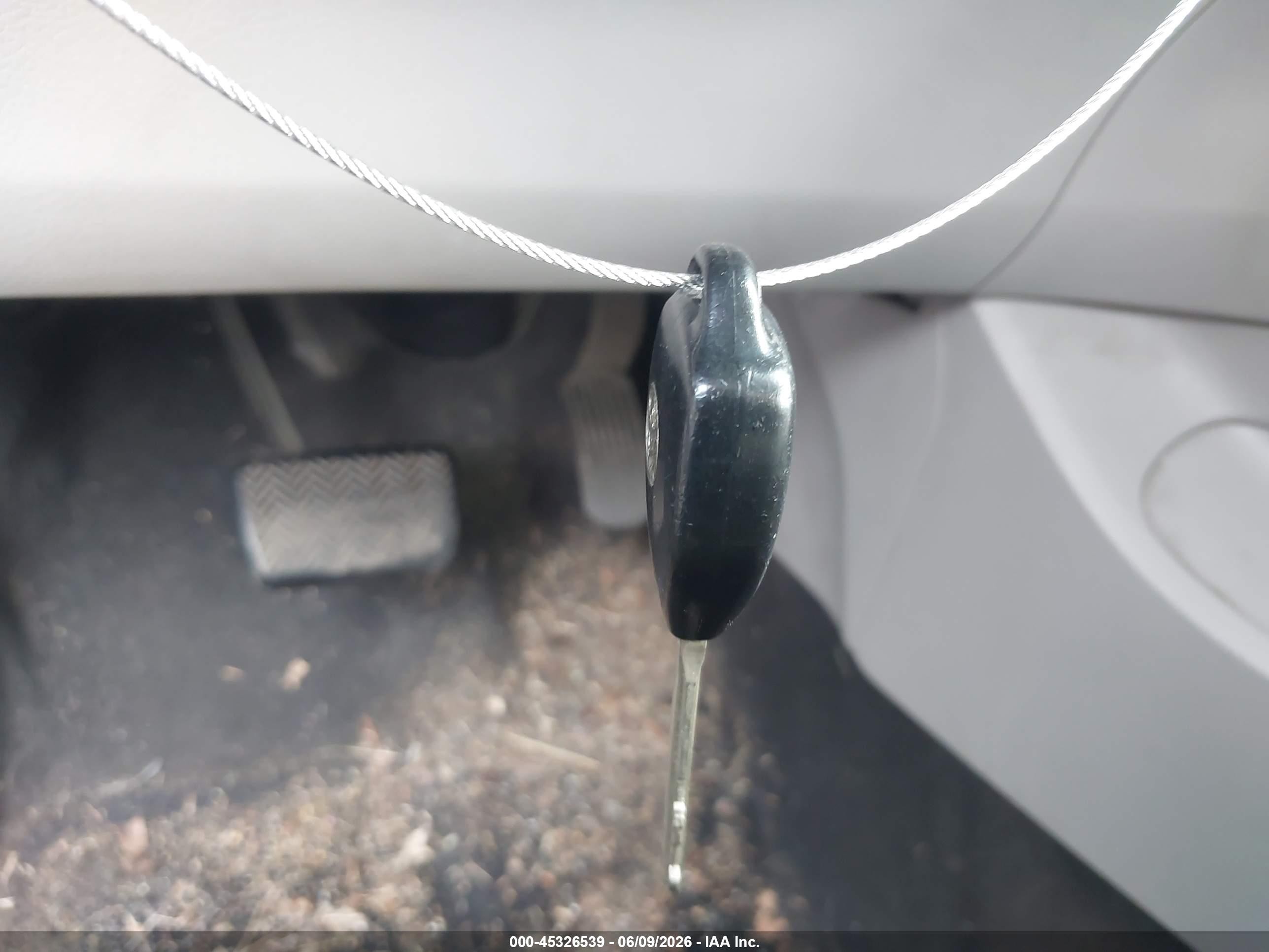 2010 Toyota Corolla Le Blue vin: 2T1BU4EE2AC232437